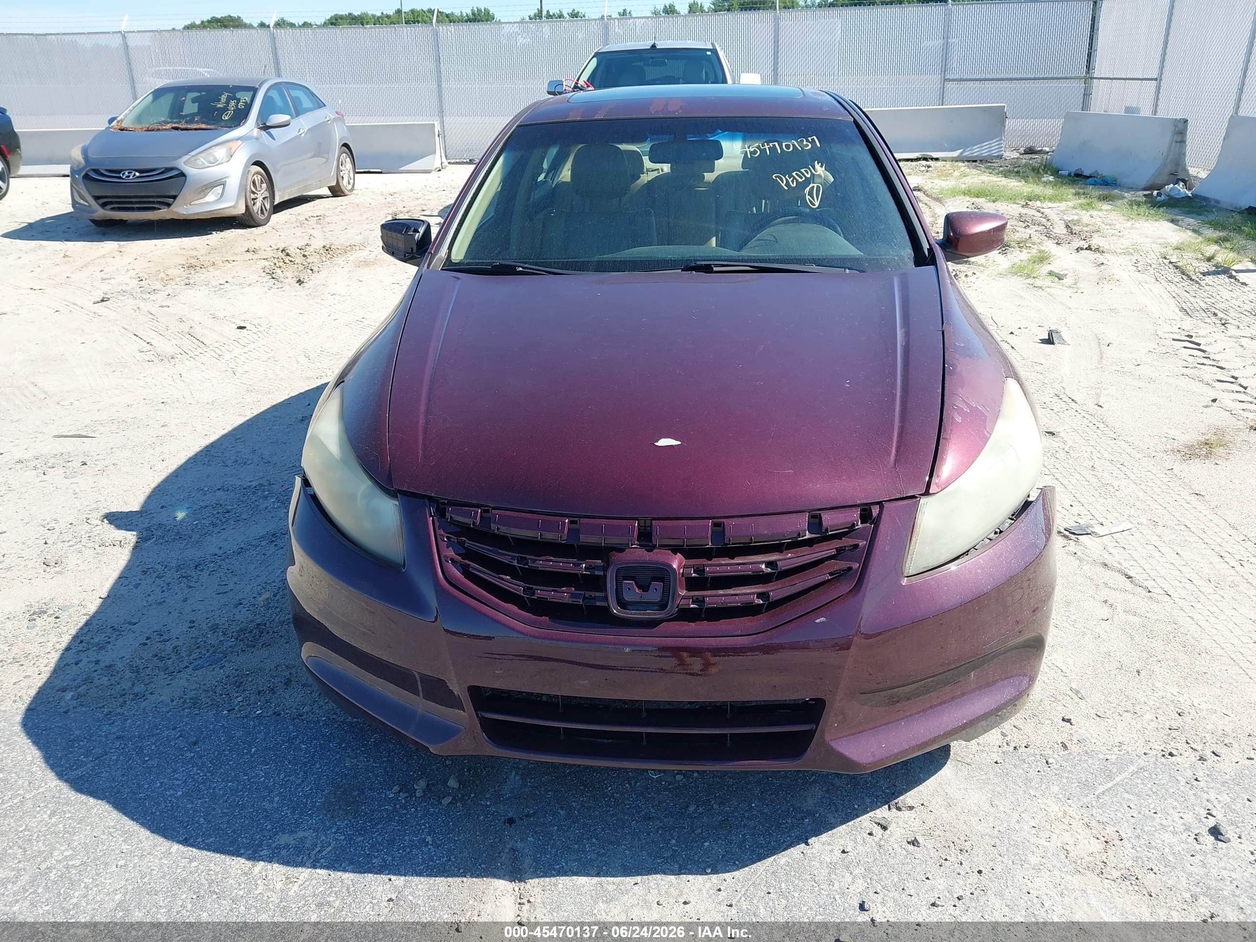 2011 Honda Accord 2.4 Ex-l Burgundy vin: 1HGCP2F86BA060185