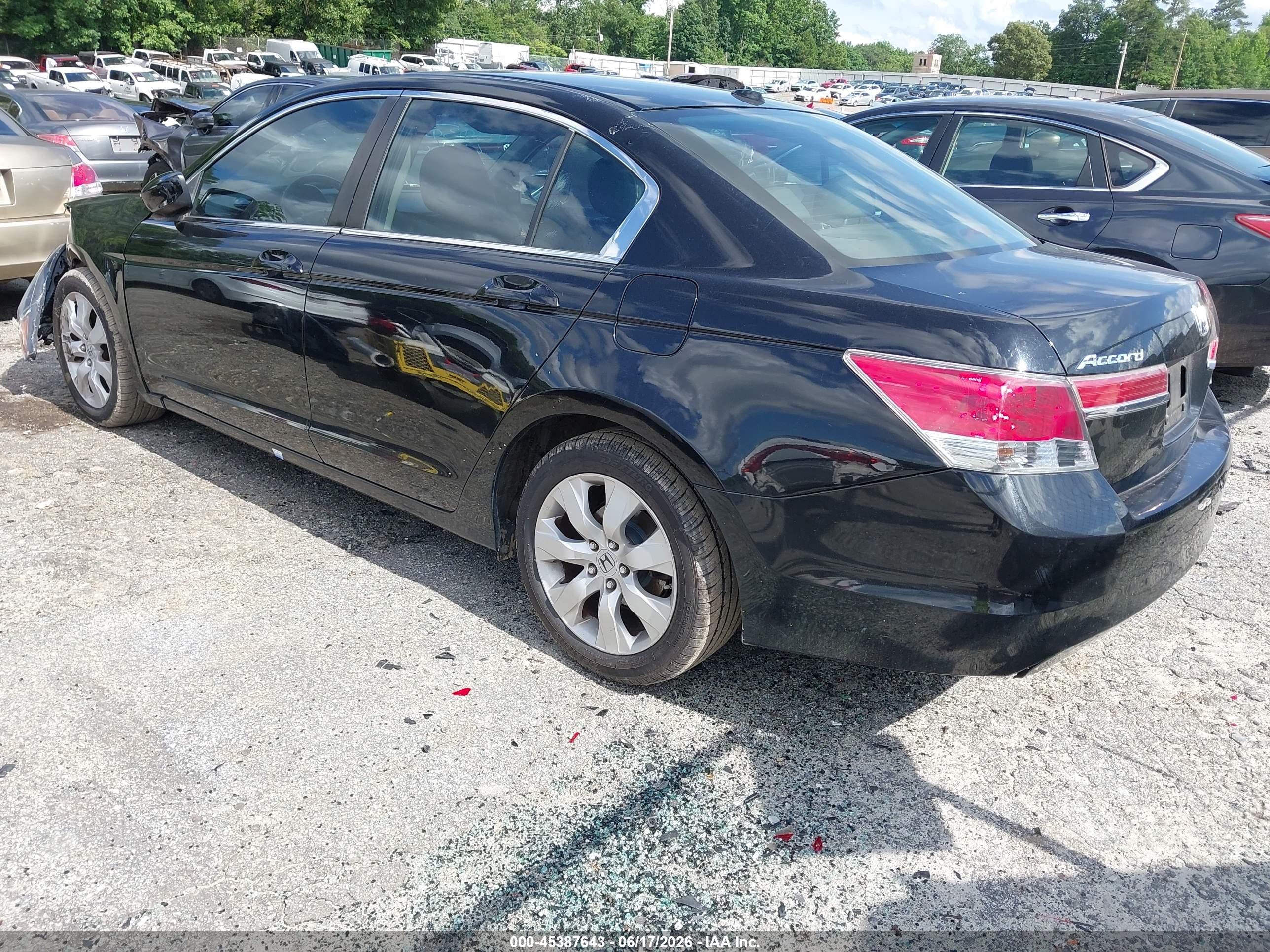 2011 Honda Accord 2.4 Ex-l Черный vin: 1HGCP2F86BA090304