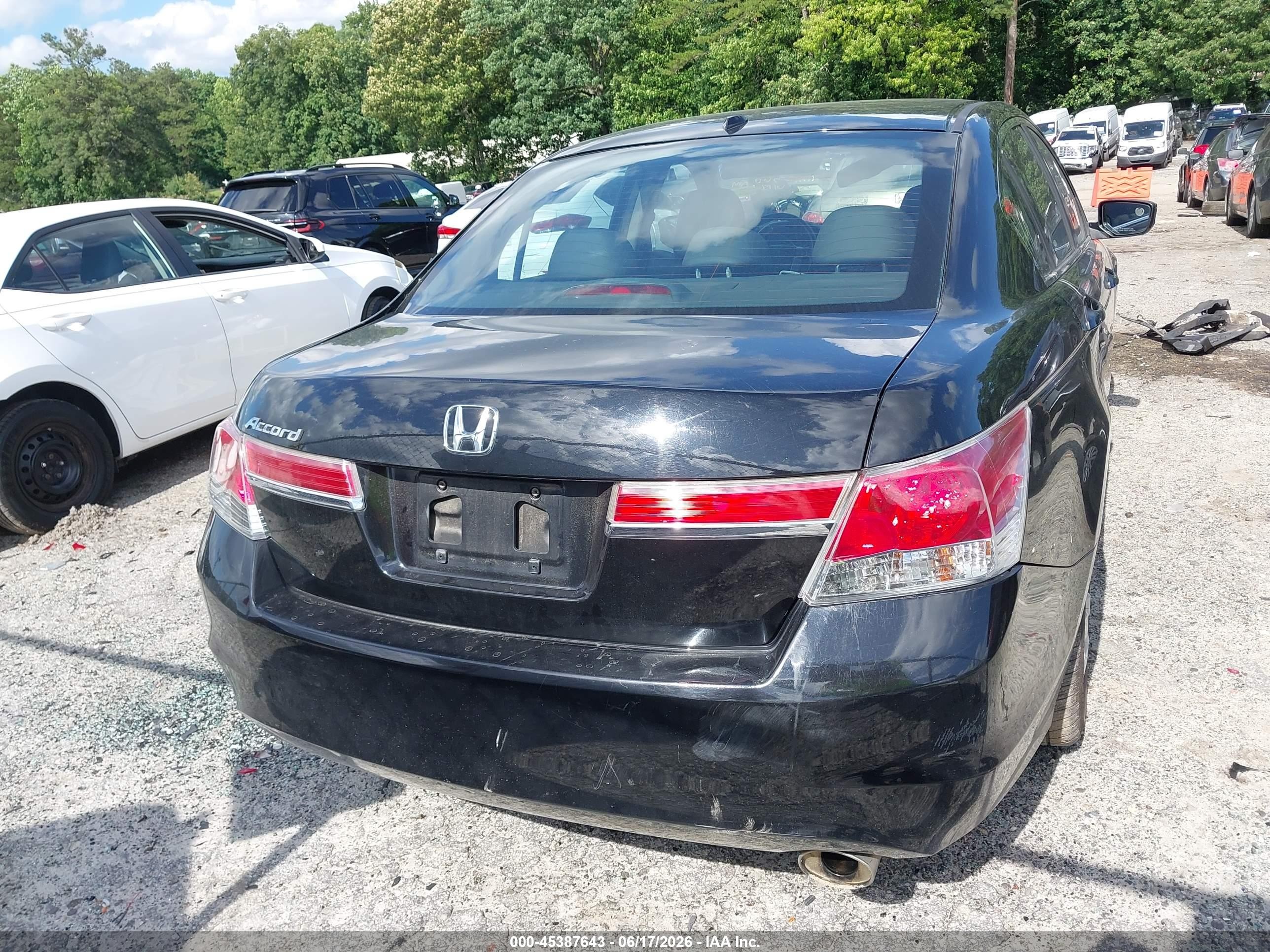 2011 Honda Accord 2.4 Ex-l Черный vin: 1HGCP2F86BA090304