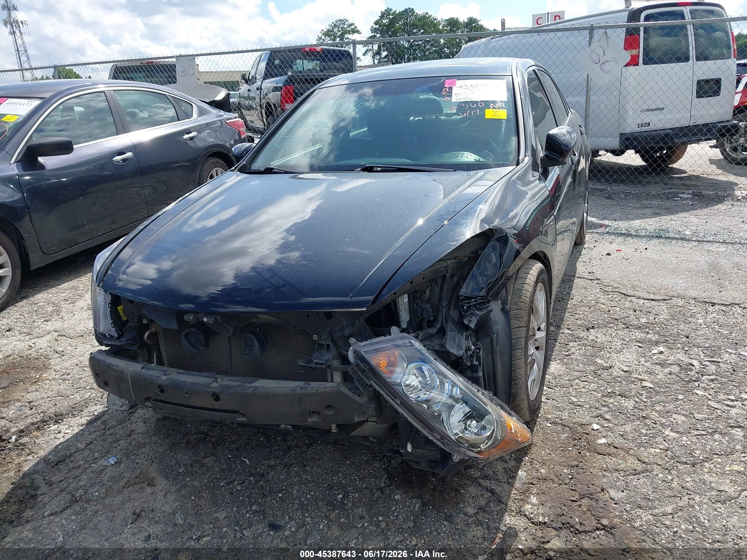 2011 Honda Accord 2.4 Ex-l Черный vin: 1HGCP2F86BA090304