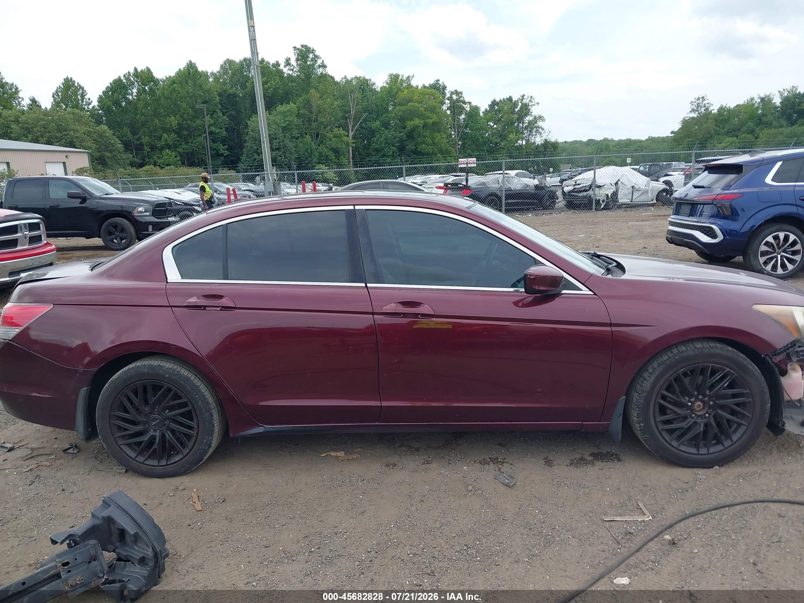 2011 Honda Accord 2.4 Ex-l Burgundy vin: 1HGCP2F86BA095549