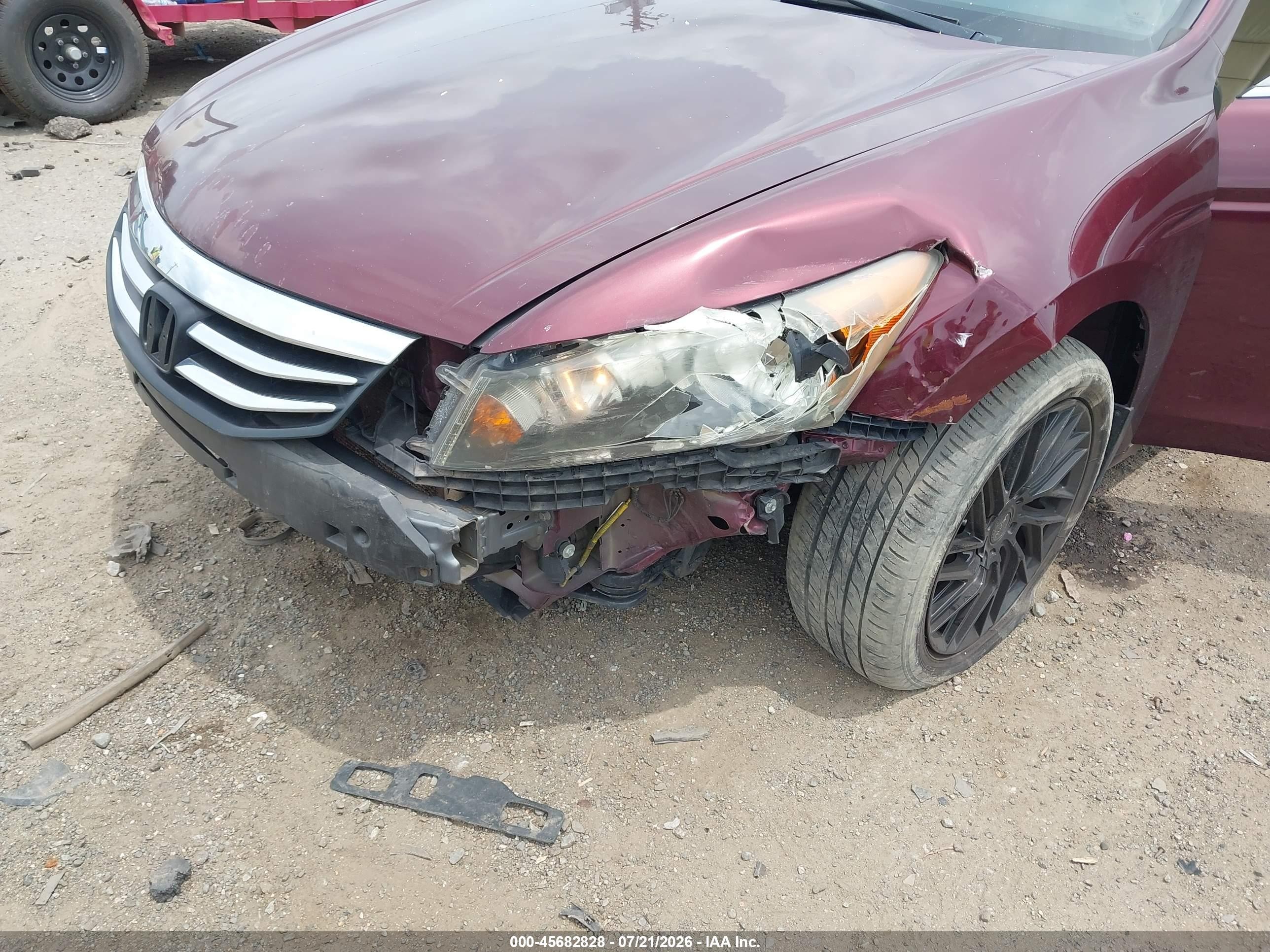 2011 Honda Accord 2.4 Ex-l Burgundy vin: 1HGCP2F86BA095549