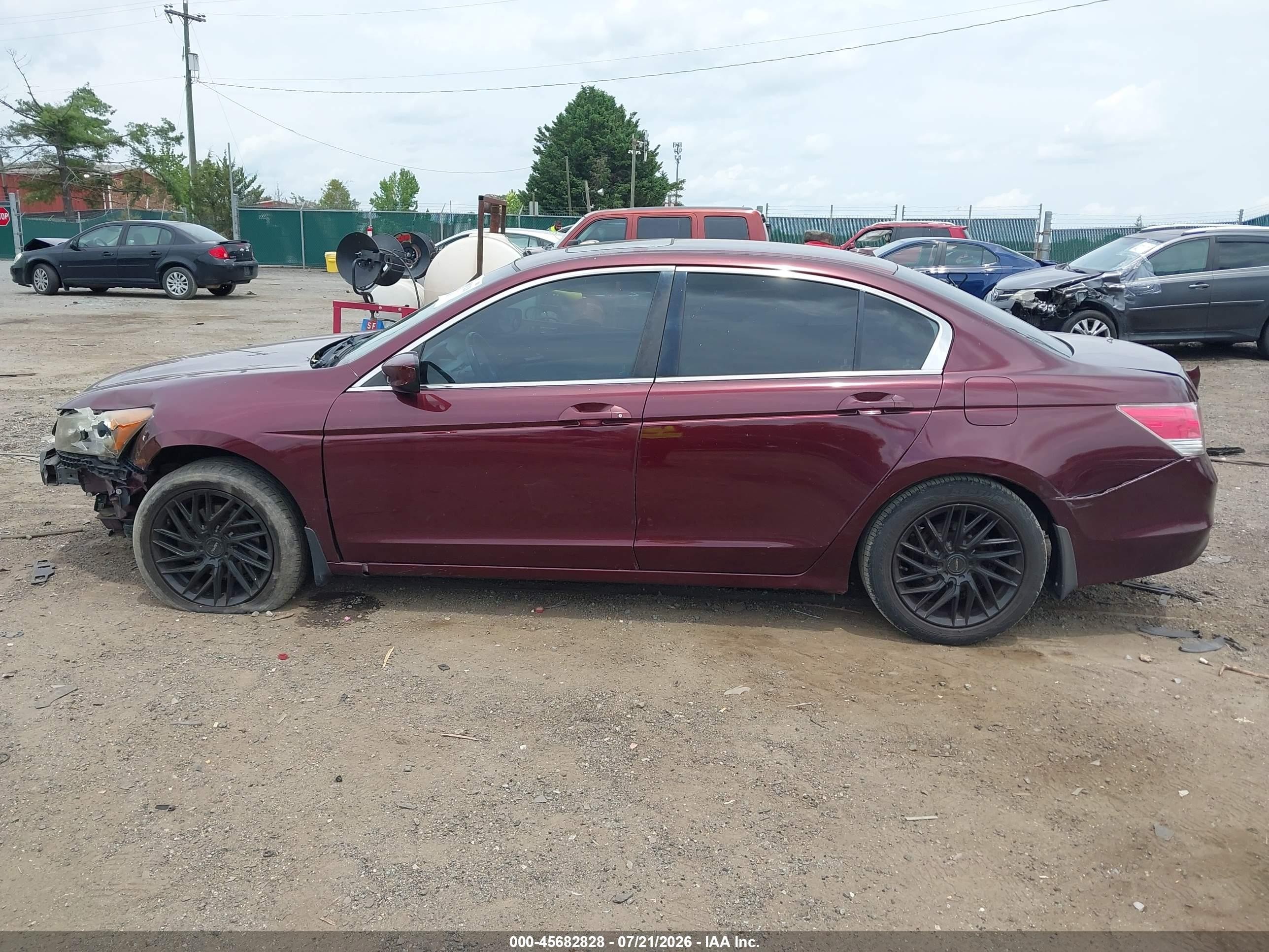 2011 Honda Accord 2.4 Ex-l Burgundy vin: 1HGCP2F86BA095549