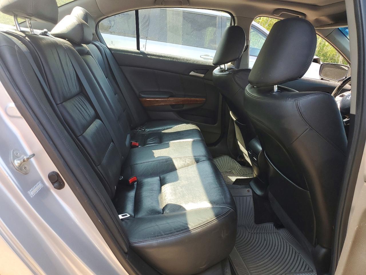 2011 Honda Accord Exl Silver vin: 1HGCP2F86BA802004