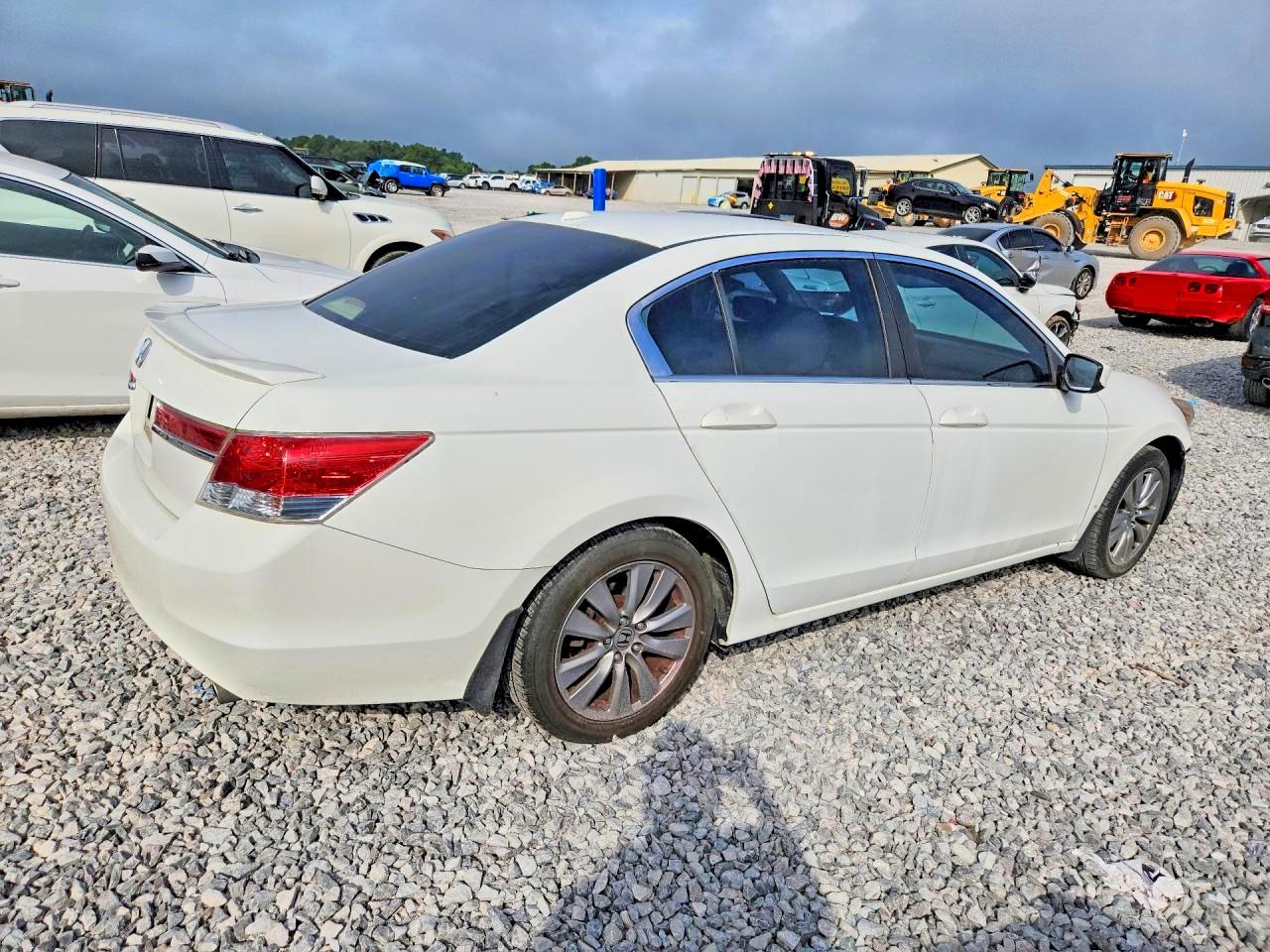 2012 Honda Accord Exl White vin: 1HGCP2F86CA111007