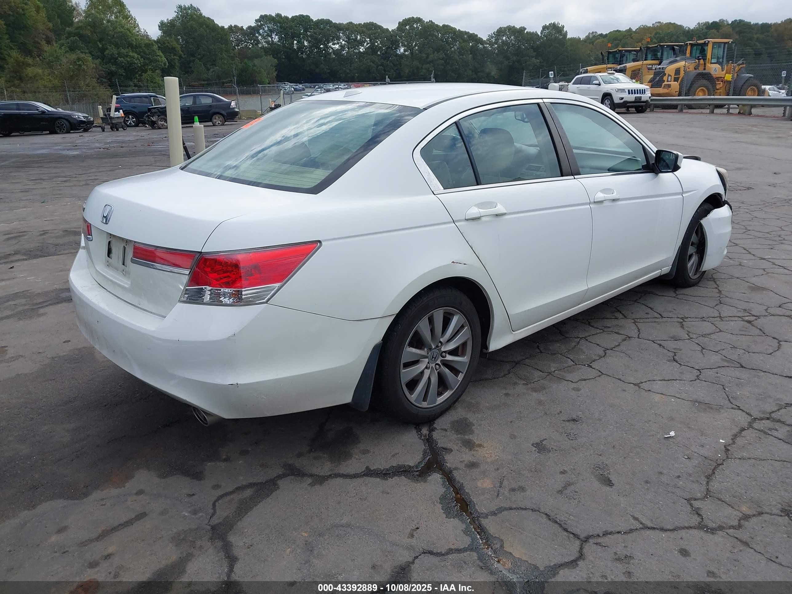 2012 Honda Accord Sdn 2.4 Ex-l/ex-l White vin: 1HGCP2F86CA111069