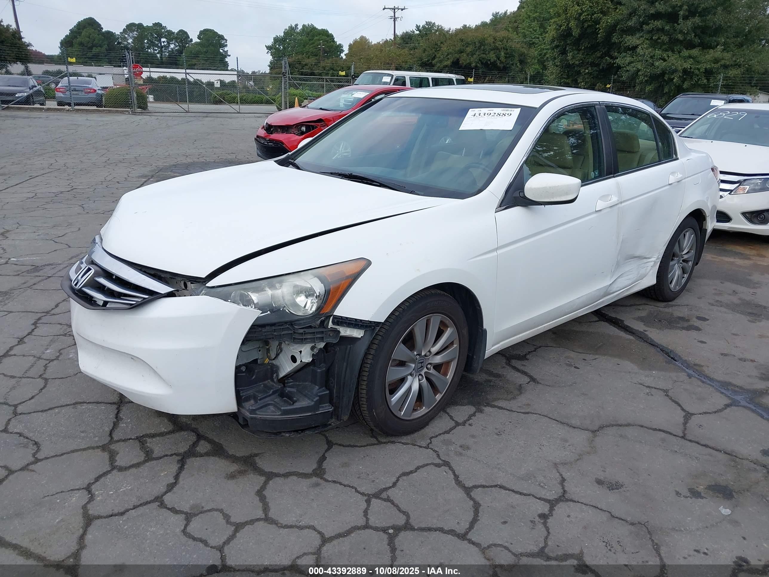 2012 Honda Accord Sdn 2.4 Ex-l/ex-l White vin: 1HGCP2F86CA111069