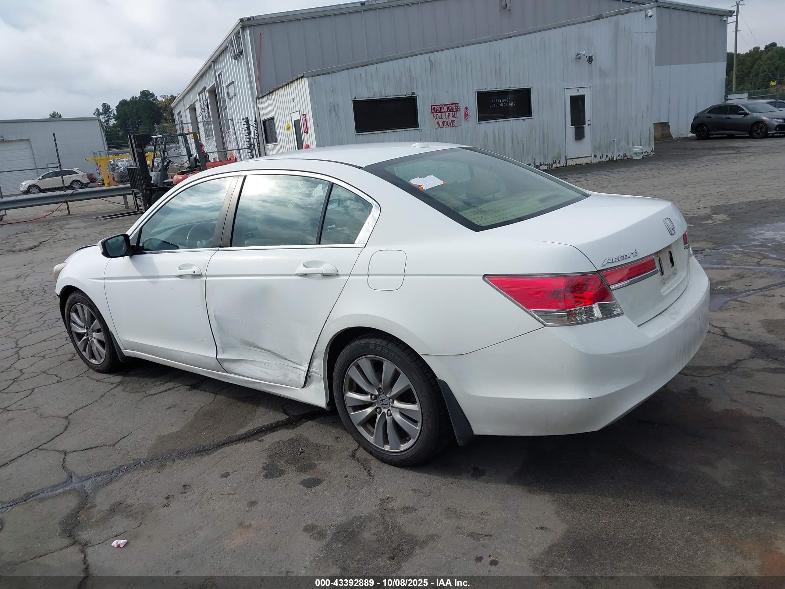 2012 Honda Accord Sdn 2.4 Ex-l/ex-l White vin: 1HGCP2F86CA111069