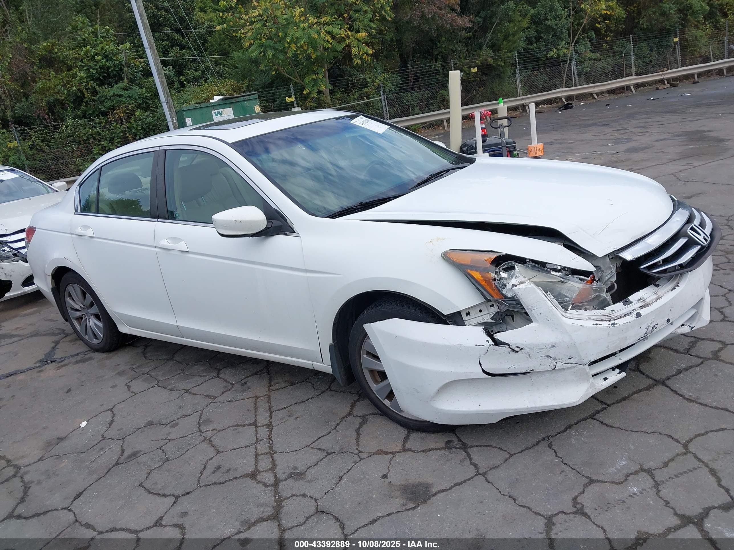 2012 Honda Accord Sdn 2.4 Ex-l/ex-l White vin: 1HGCP2F86CA111069