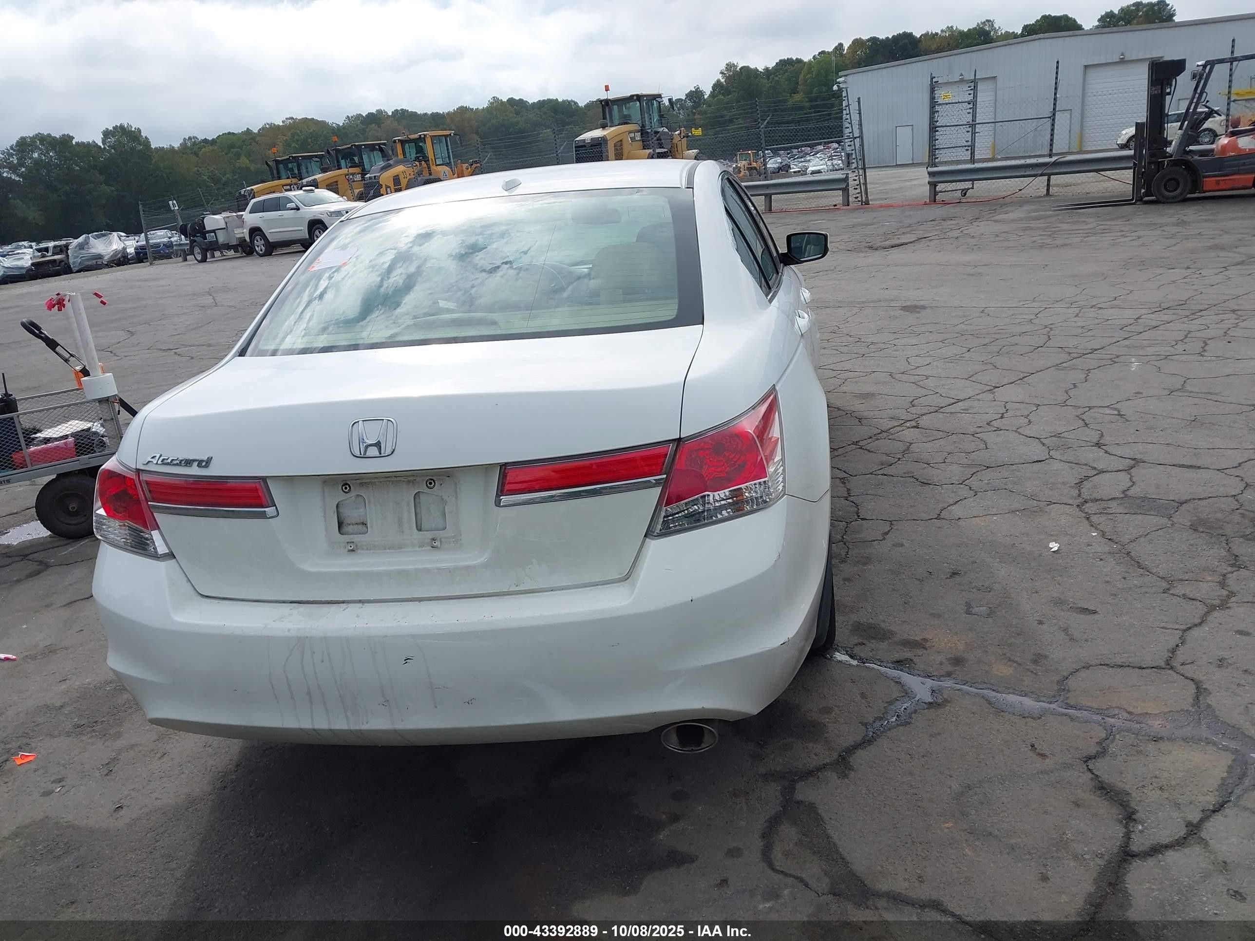 2012 Honda Accord Sdn 2.4 Ex-l/ex-l White vin: 1HGCP2F86CA111069