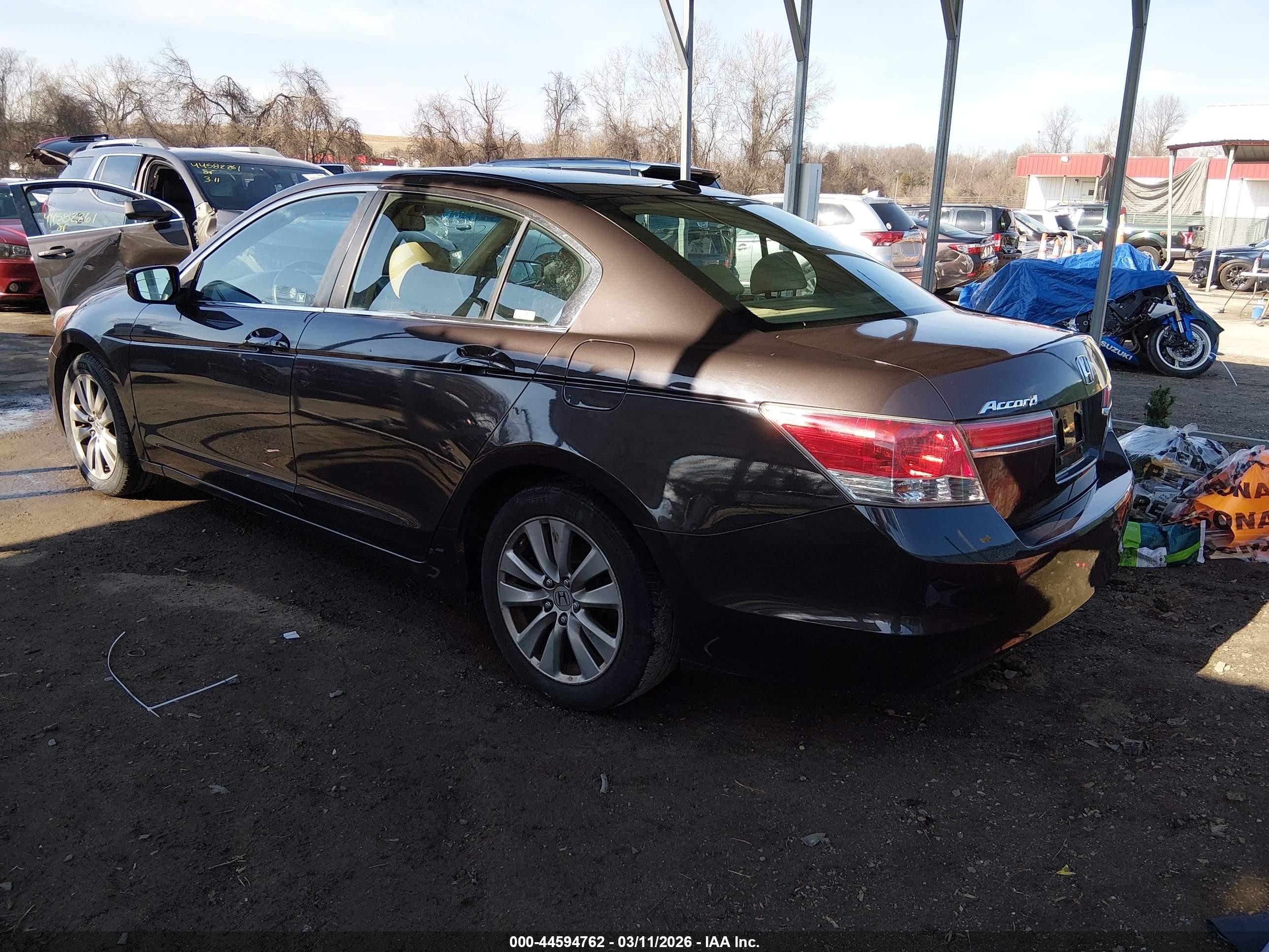 2012 Honda Accord 2.4 Ex-l Brown vin: 1HGCP2F86CA130771