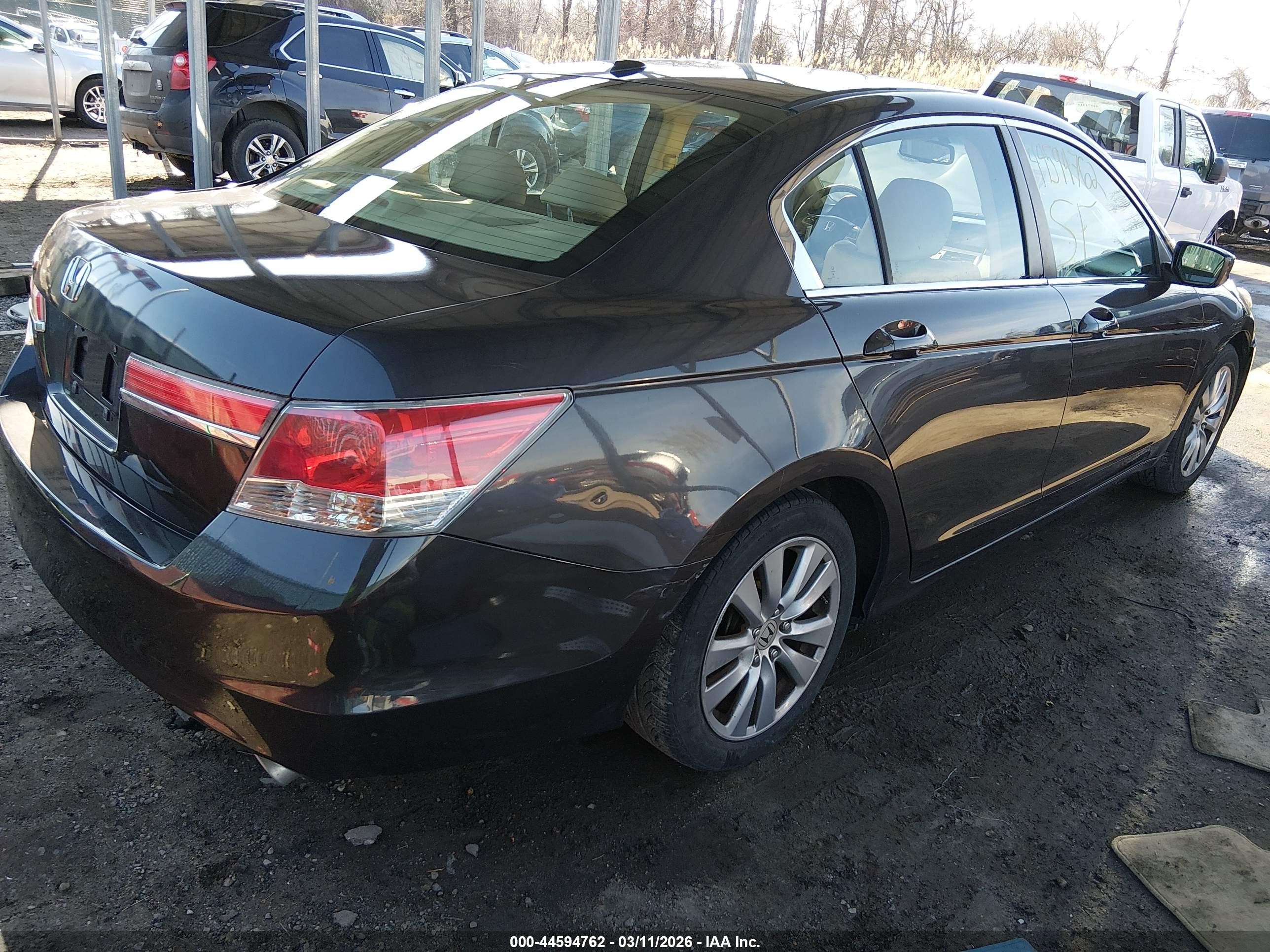 2012 Honda Accord 2.4 Ex-l Brown vin: 1HGCP2F86CA130771