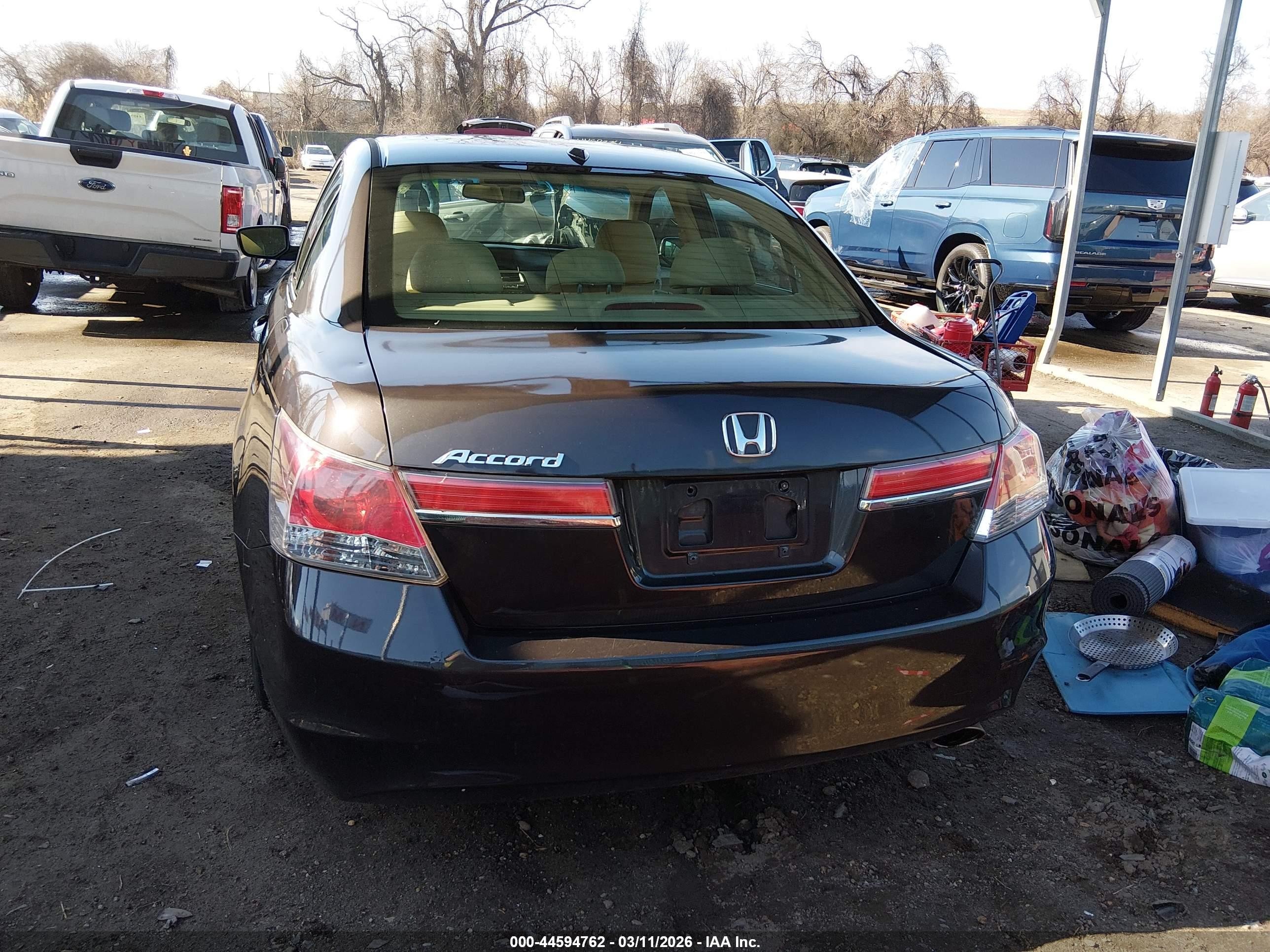2012 Honda Accord 2.4 Ex-l Brown vin: 1HGCP2F86CA130771