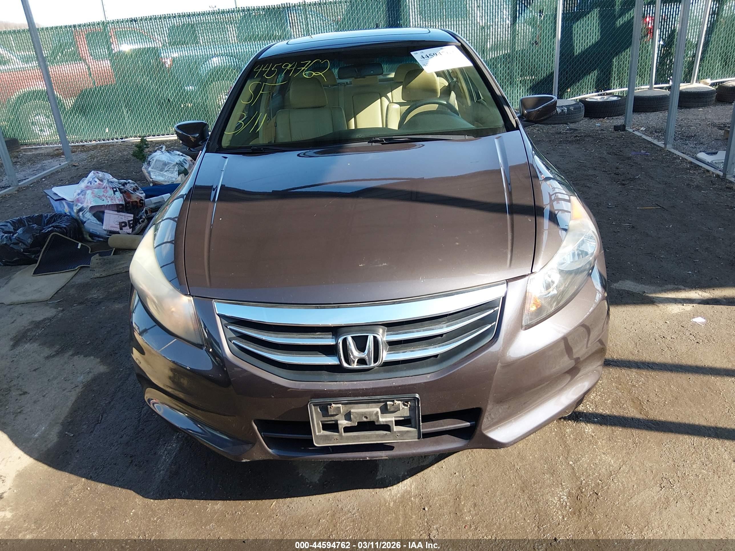 2012 Honda Accord 2.4 Ex-l Brown vin: 1HGCP2F86CA130771