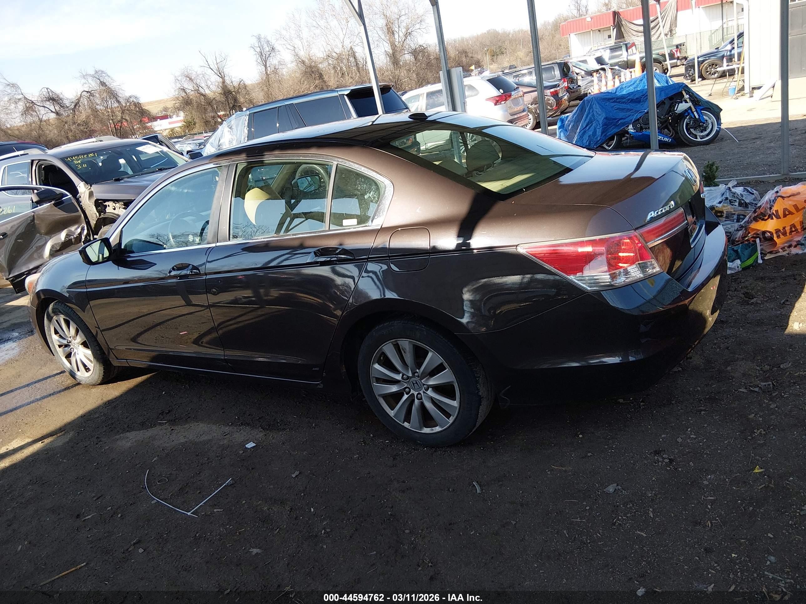 2012 Honda Accord 2.4 Ex-l Brown vin: 1HGCP2F86CA130771