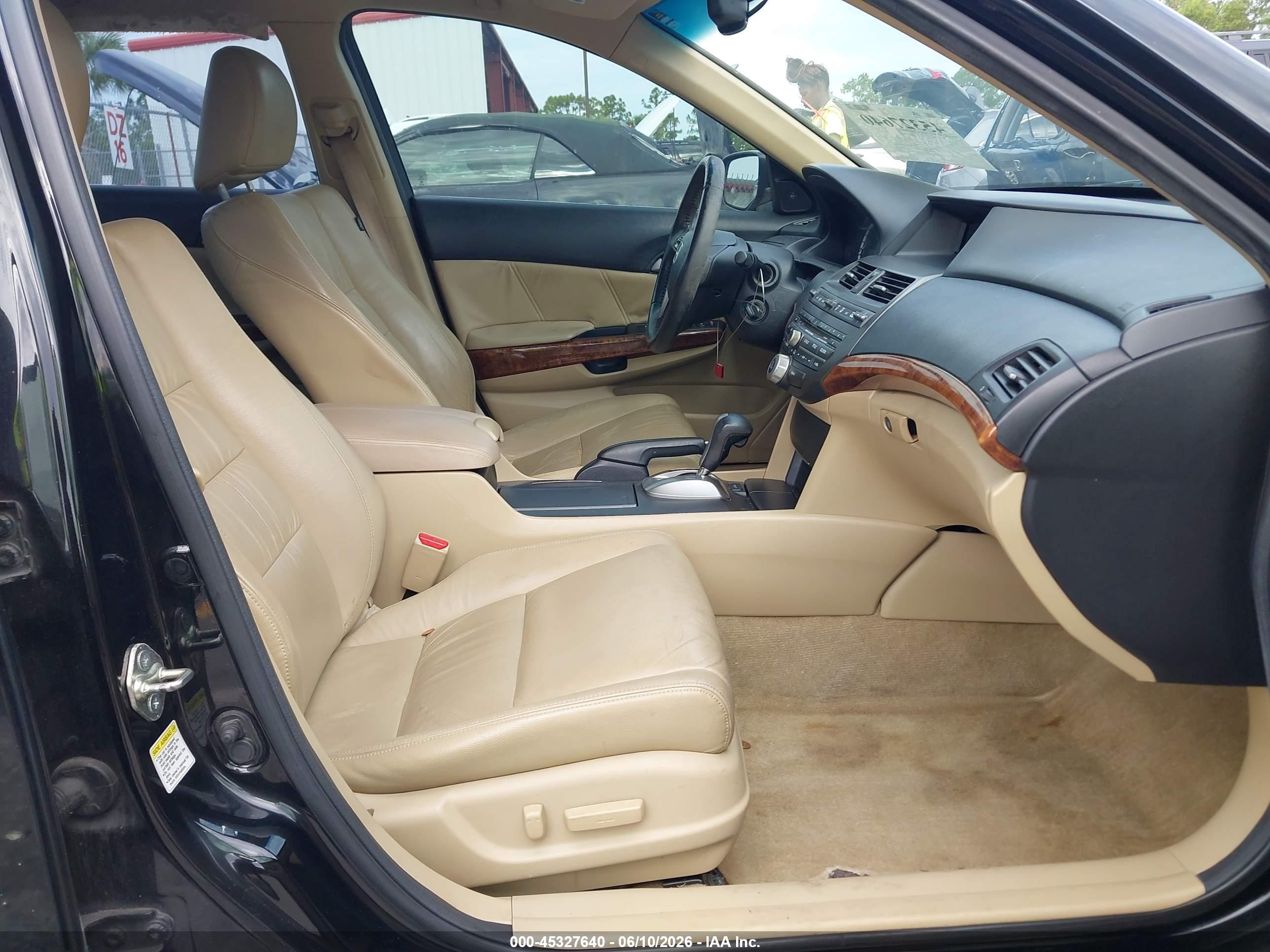 2012 Honda Accord 2.4 Ex-l Черный vin: 1HGCP2F86CA172325