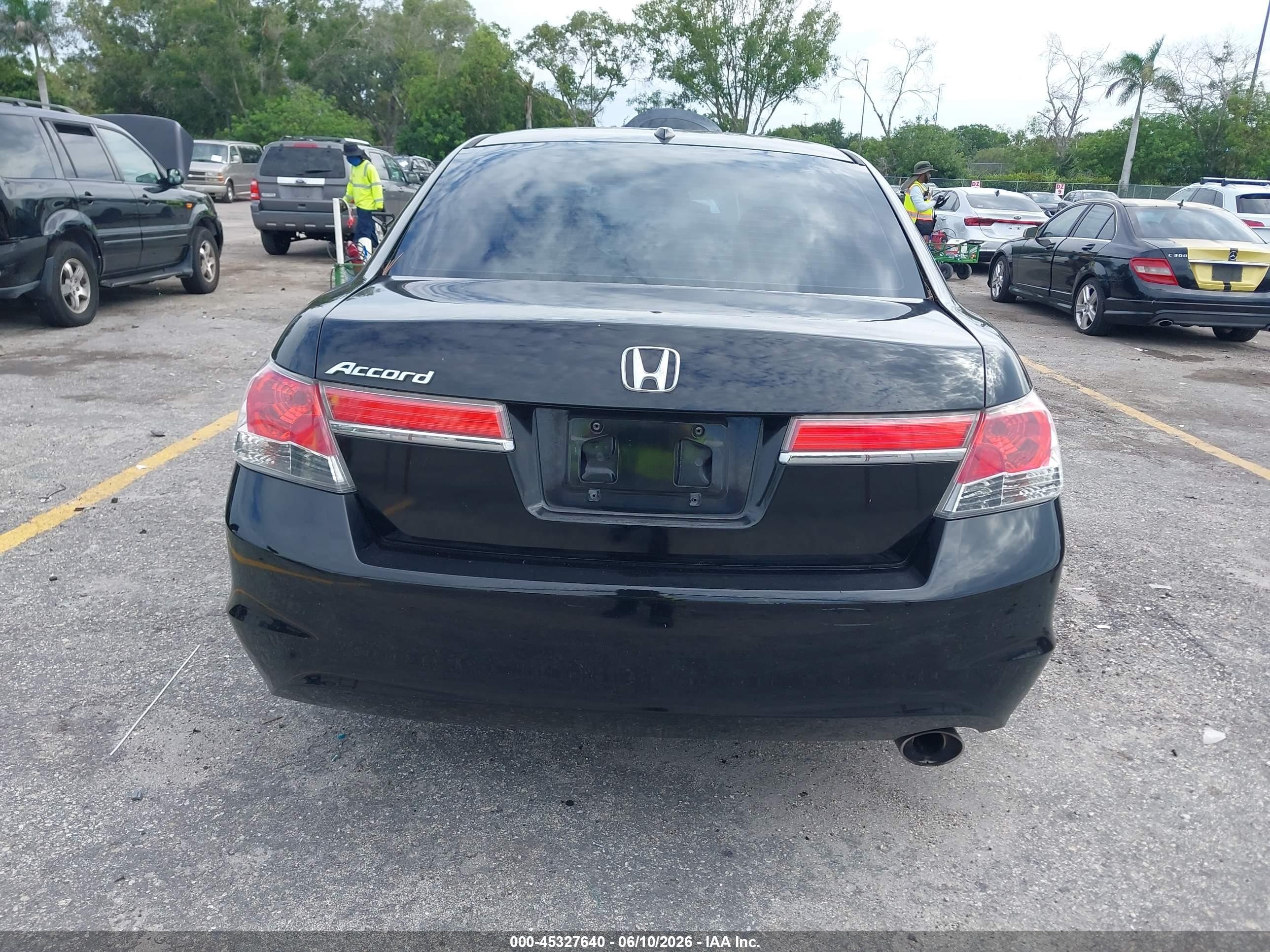 2012 Honda Accord 2.4 Ex-l Черный vin: 1HGCP2F86CA172325