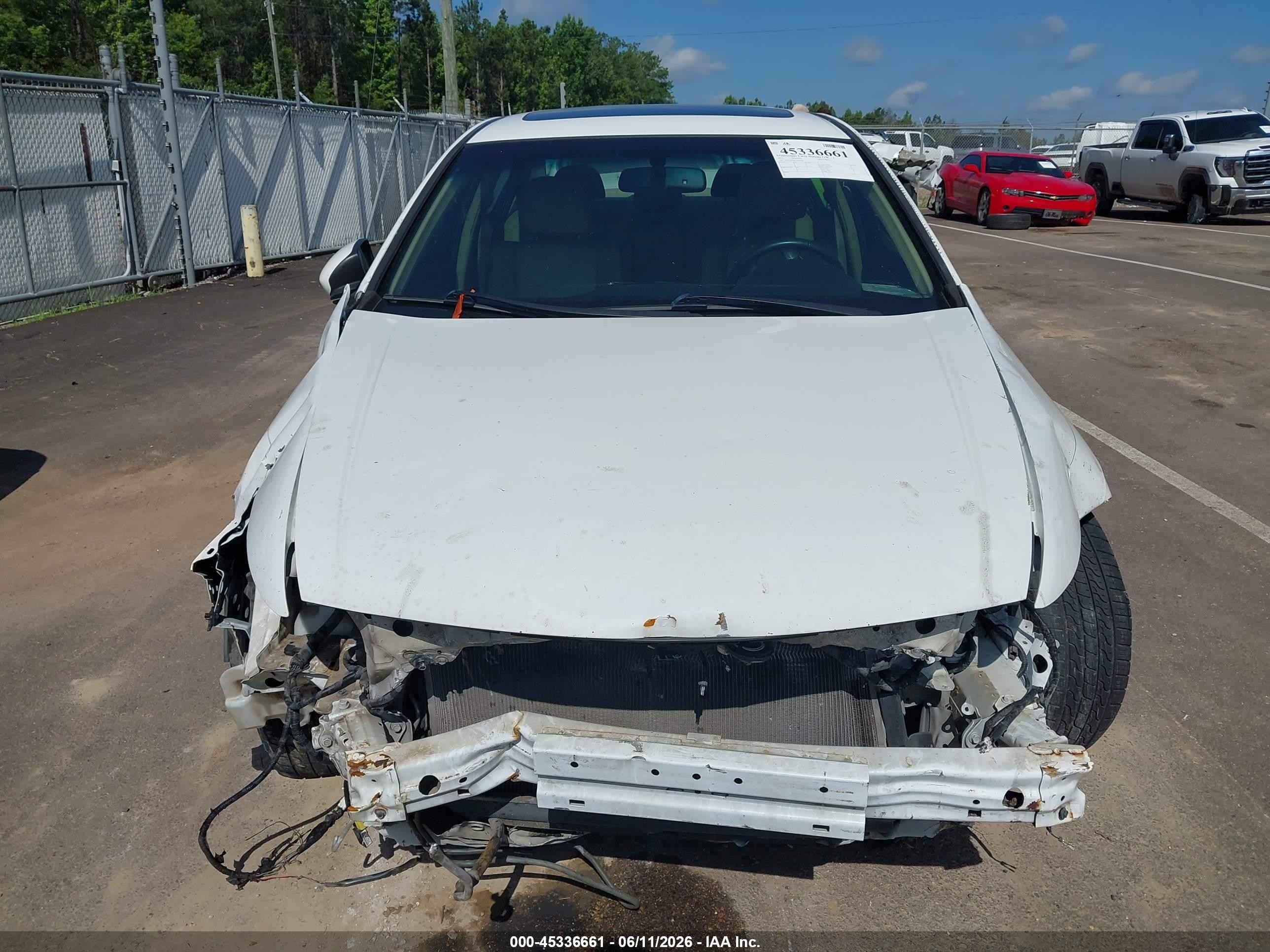 2012 Honda Accord 2.4 Ex-l White vin: 1HGCP2F86CA185365
