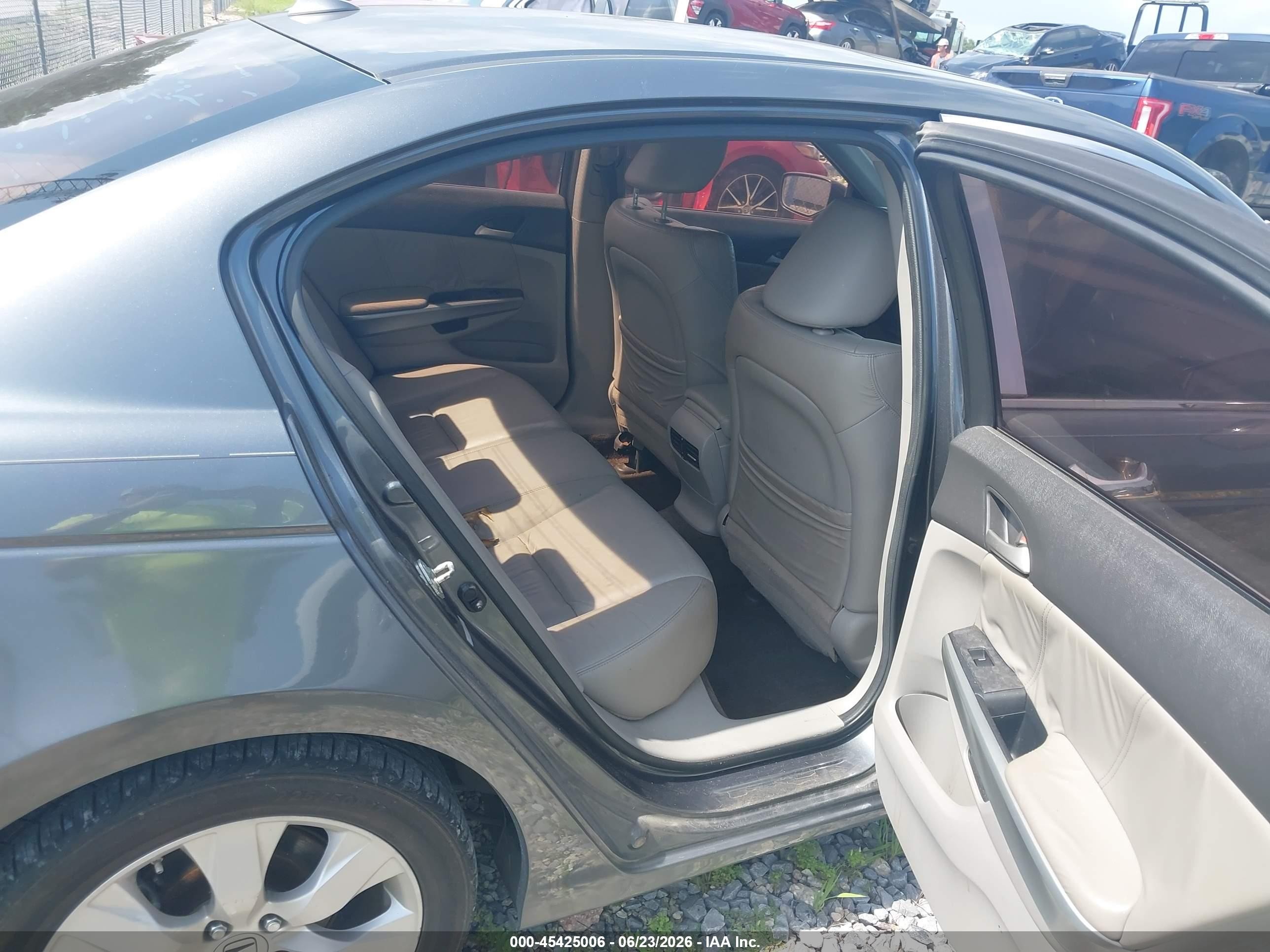 2010 Honda Accord 2.4 Ex-l Brown vin: 1HGCP2F87AA103642