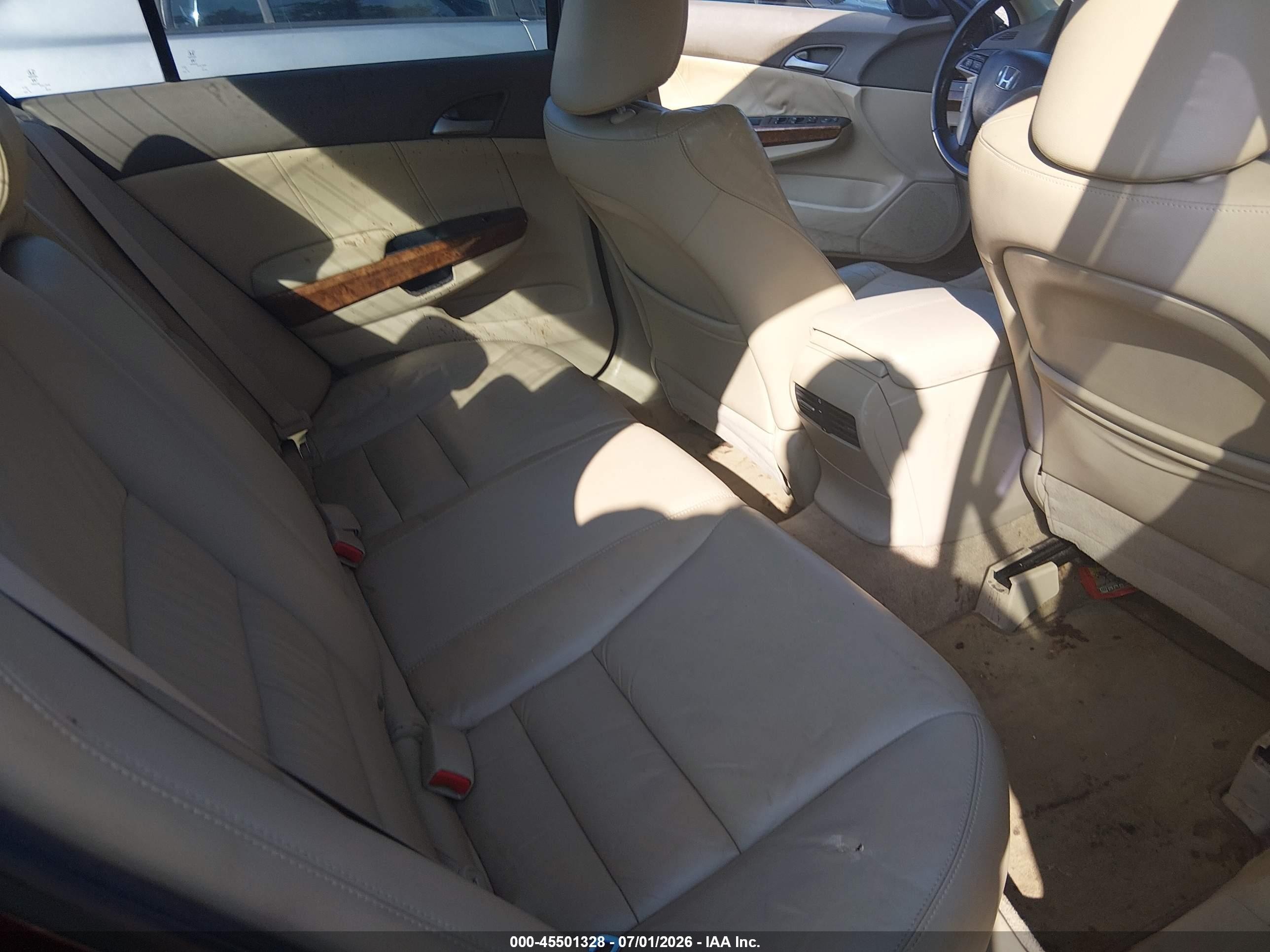 2010 Honda Accord 2.4 Ex-l Burgundy vin: 1HGCP2F87AA107366