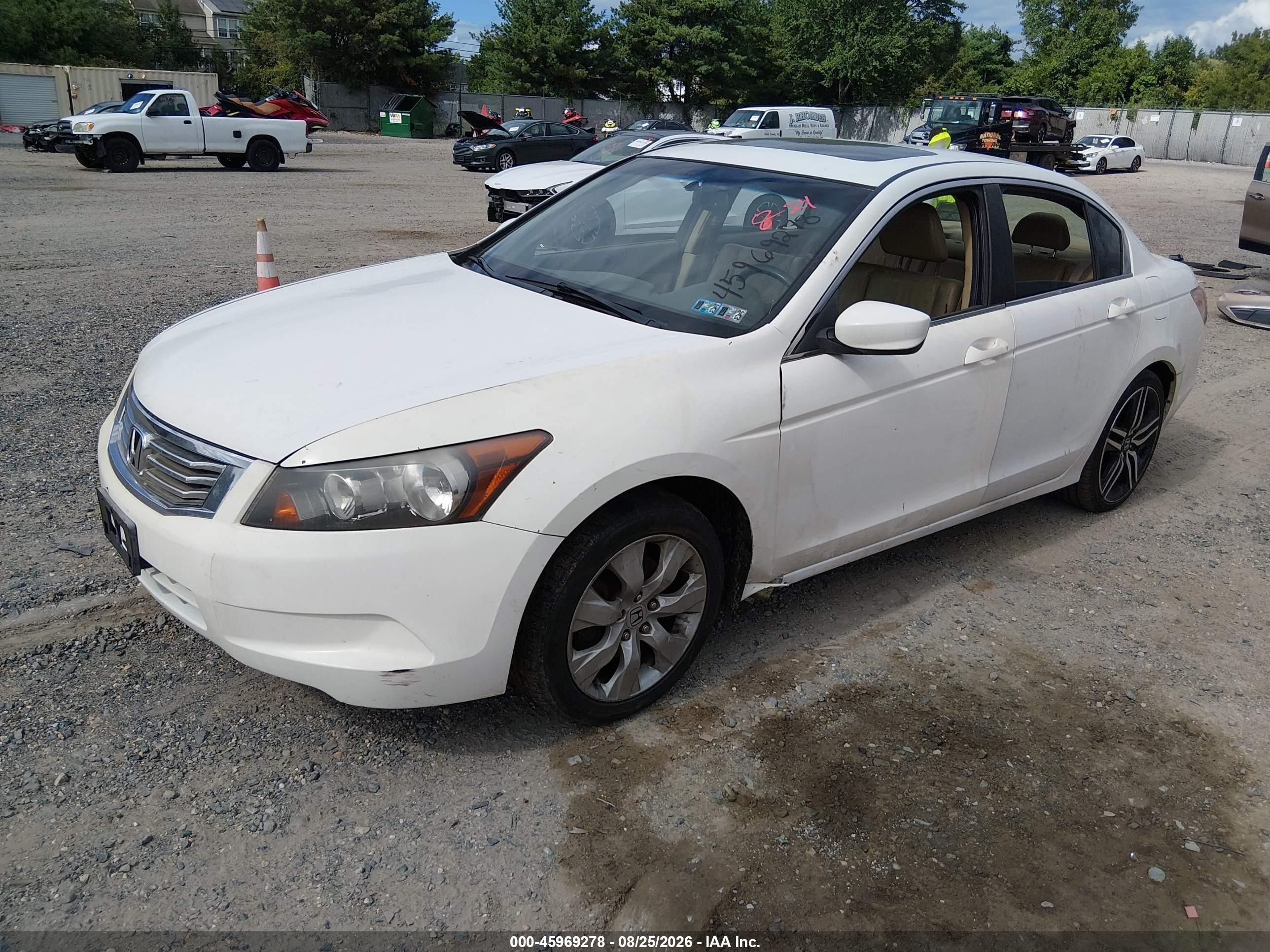 2010 Honda Accord 2.4 Ex-l White vin: 1HGCP2F87AA115838
