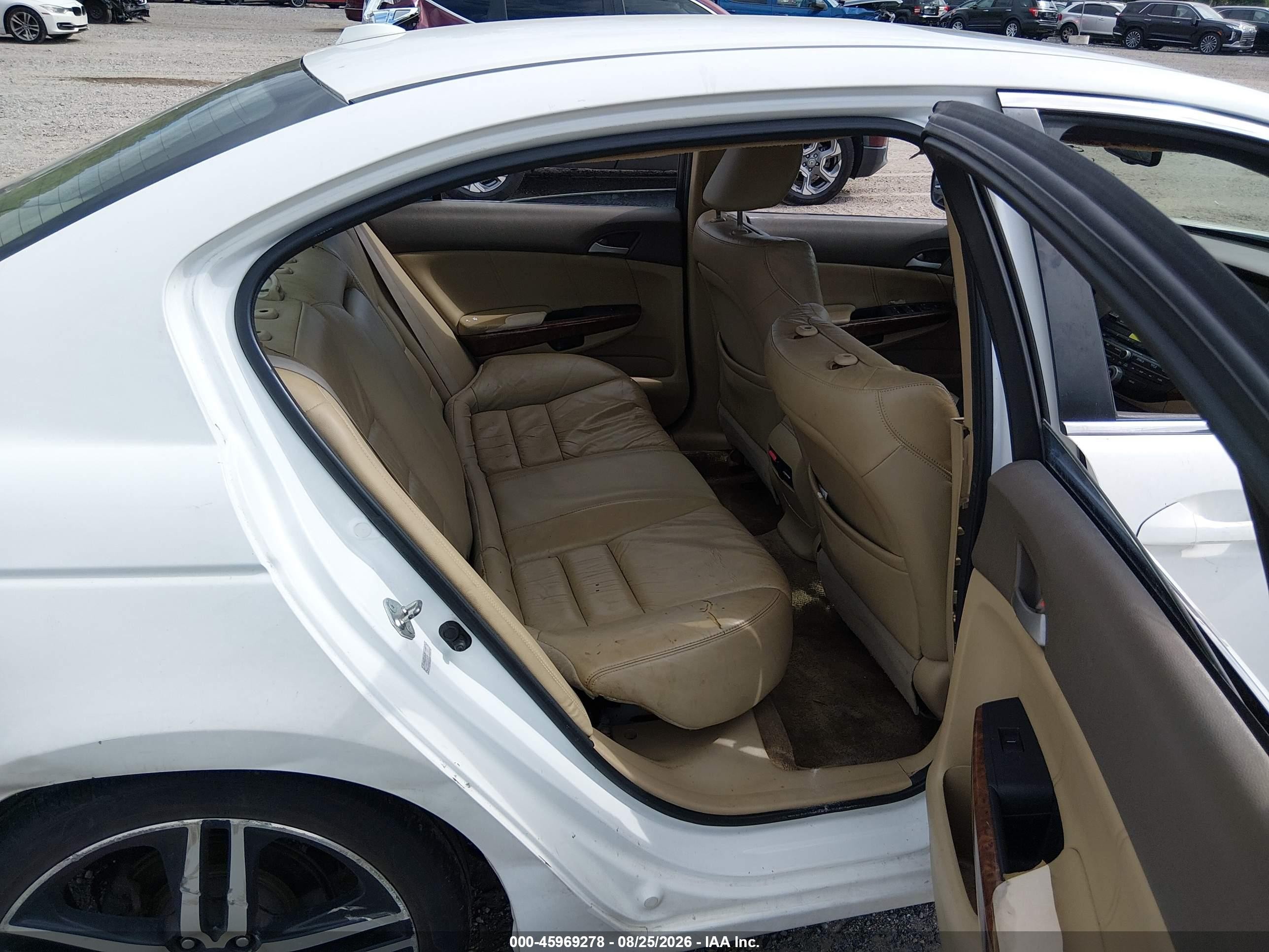 2010 Honda Accord 2.4 Ex-l White vin: 1HGCP2F87AA115838