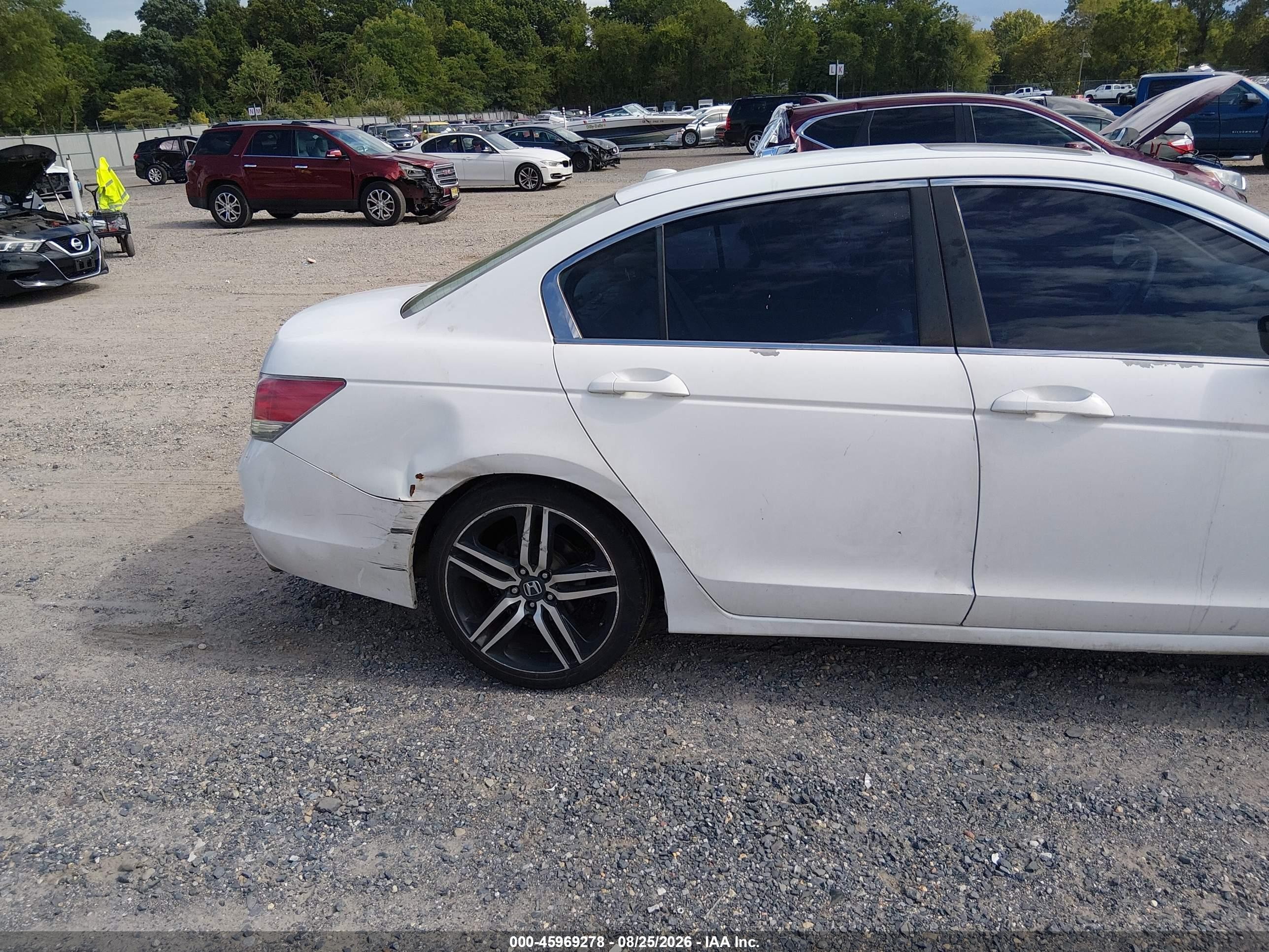 2010 Honda Accord 2.4 Ex-l White vin: 1HGCP2F87AA115838