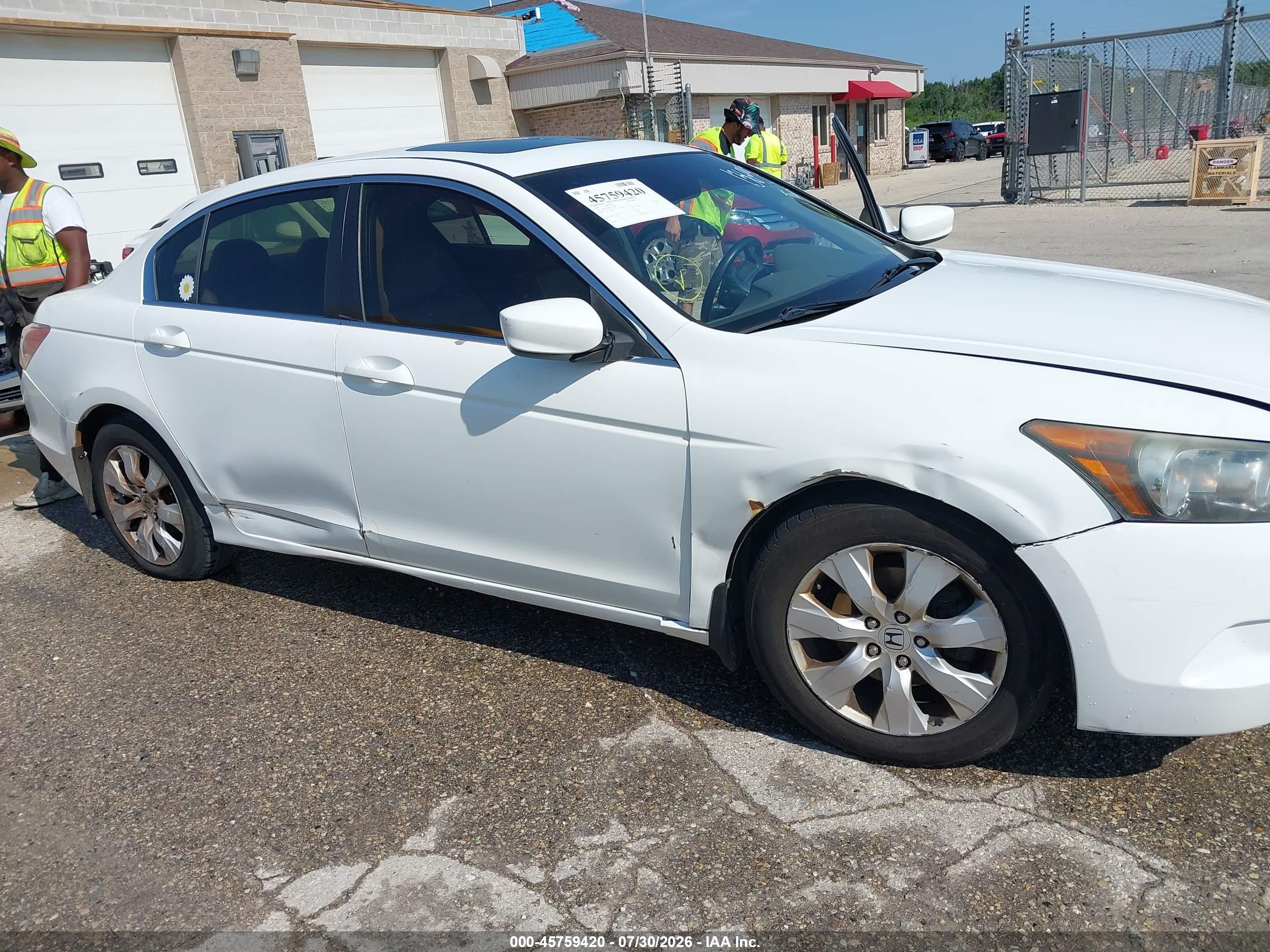 2010 Honda Accord 2.4 Ex-l White vin: 1HGCP2F87AA136995