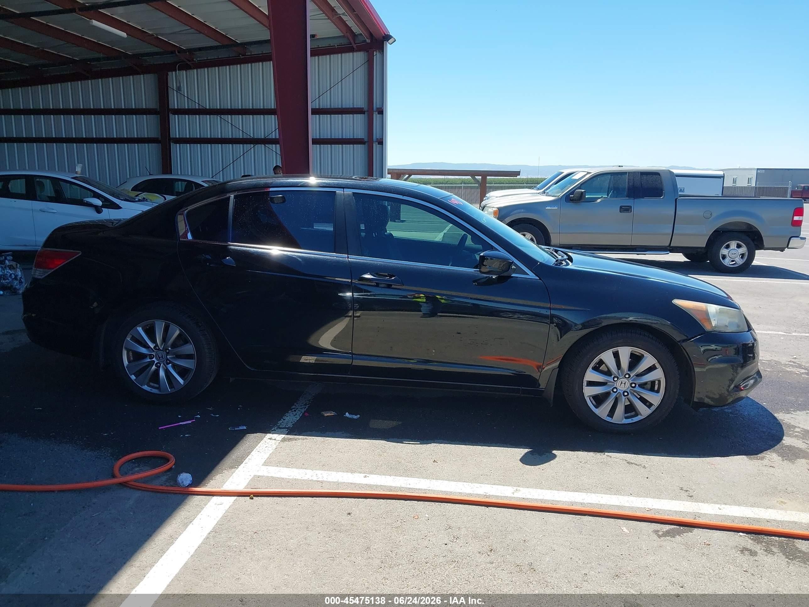 2011 Honda Accord 2.4 Ex-l Black vin: 1HGCP2F87BA139073