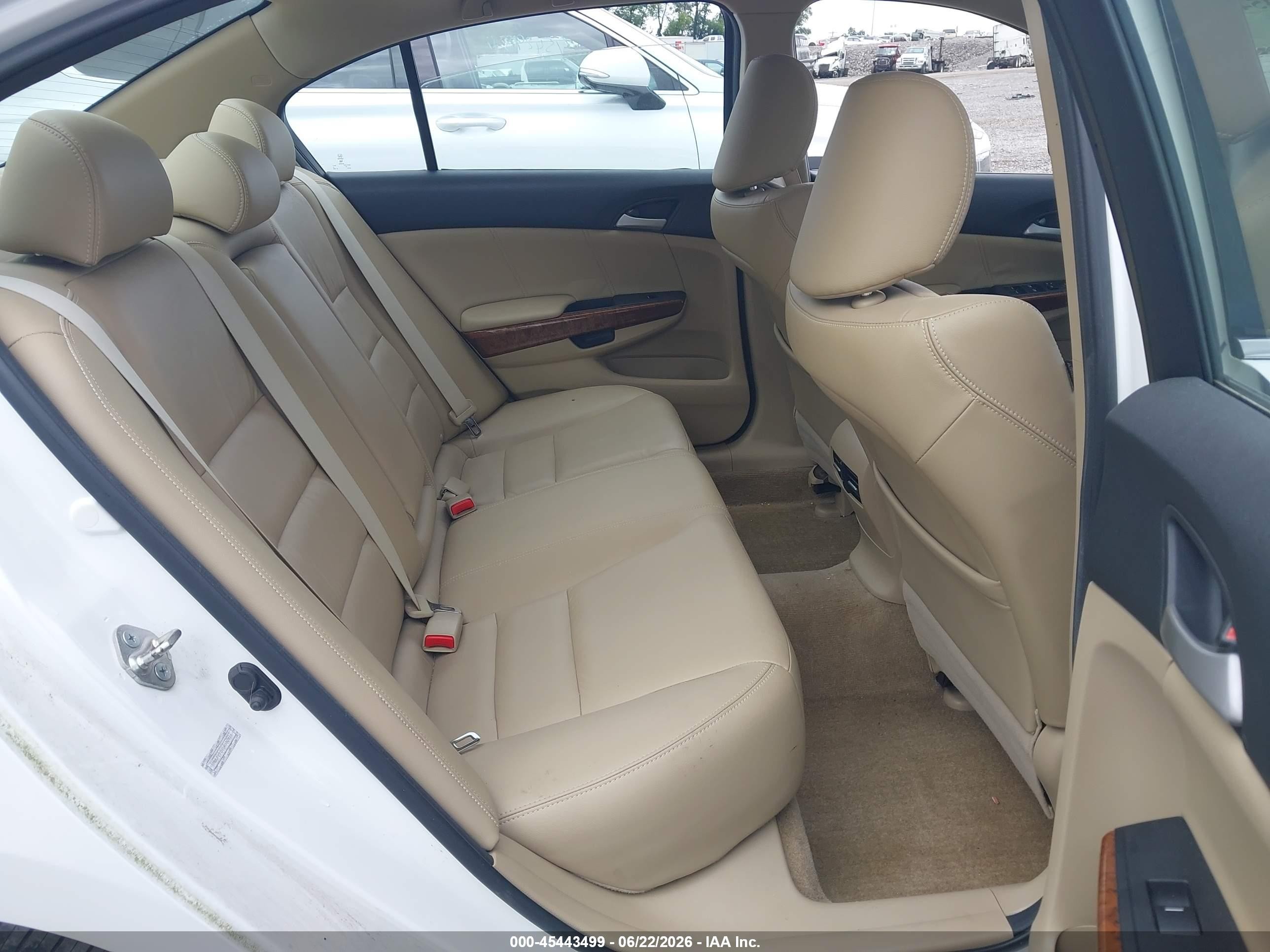 2012 Honda Accord 2.4 Ex-l Белый vin: 1HGCP2F87CA160913