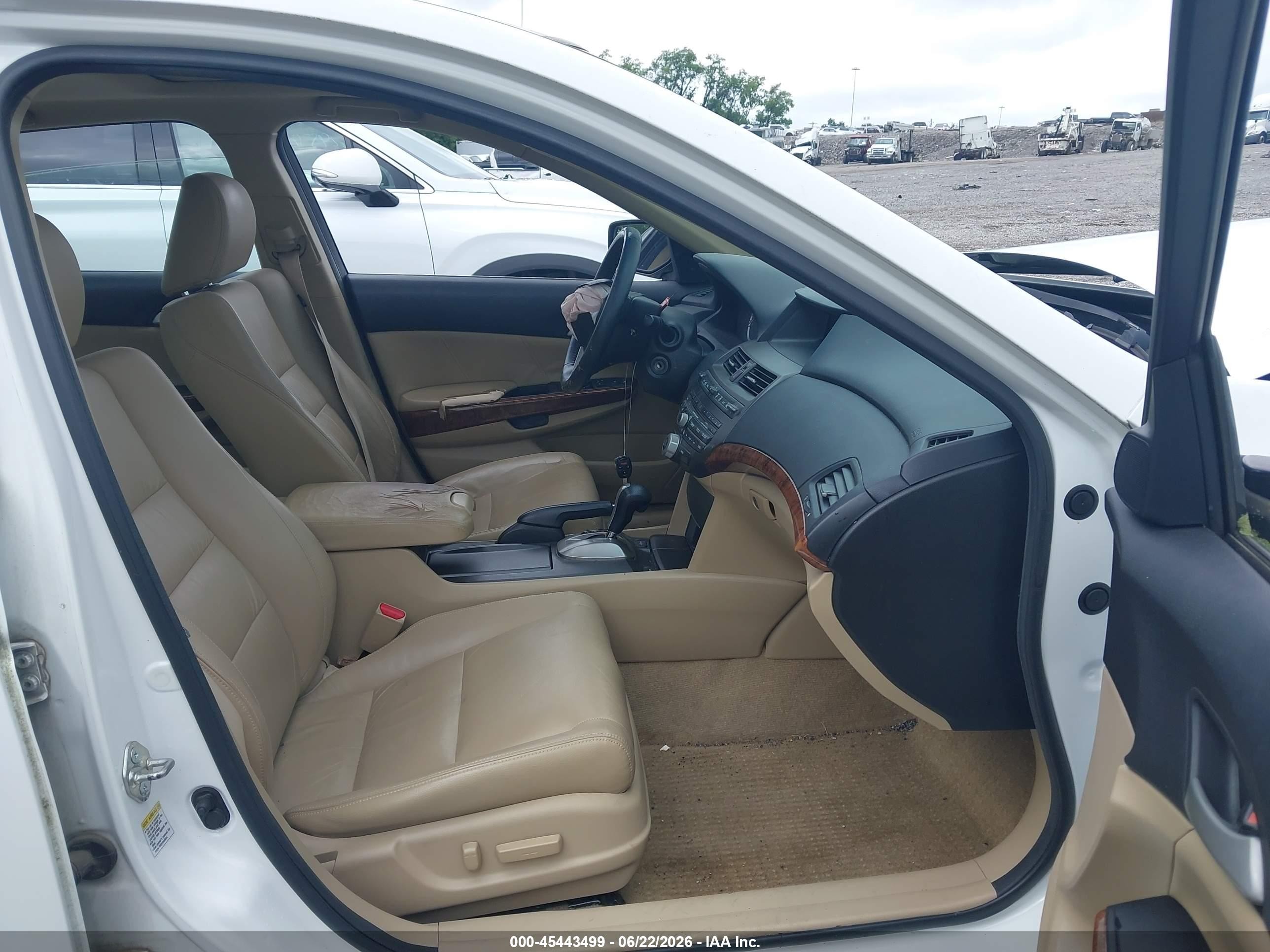 2012 Honda Accord 2.4 Ex-l Белый vin: 1HGCP2F87CA160913
