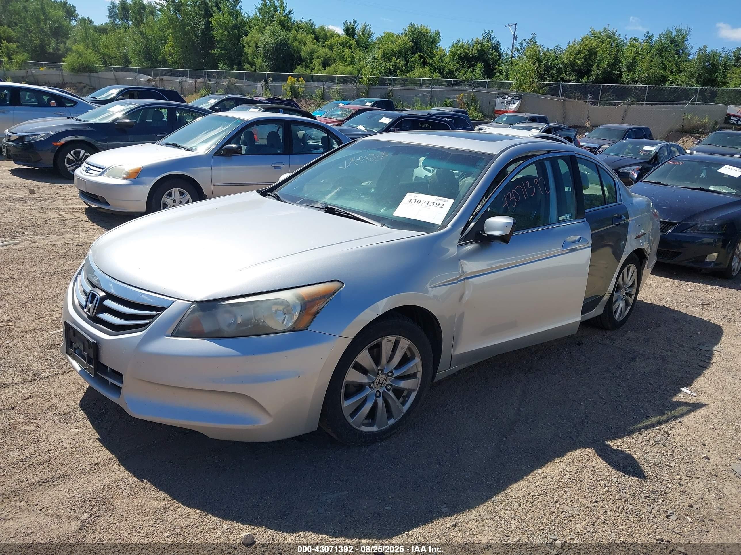 2012 Honda Accord Sdn 2.4 Ex-l/ex-l Silver vin: 1HGCP2F87CA182801