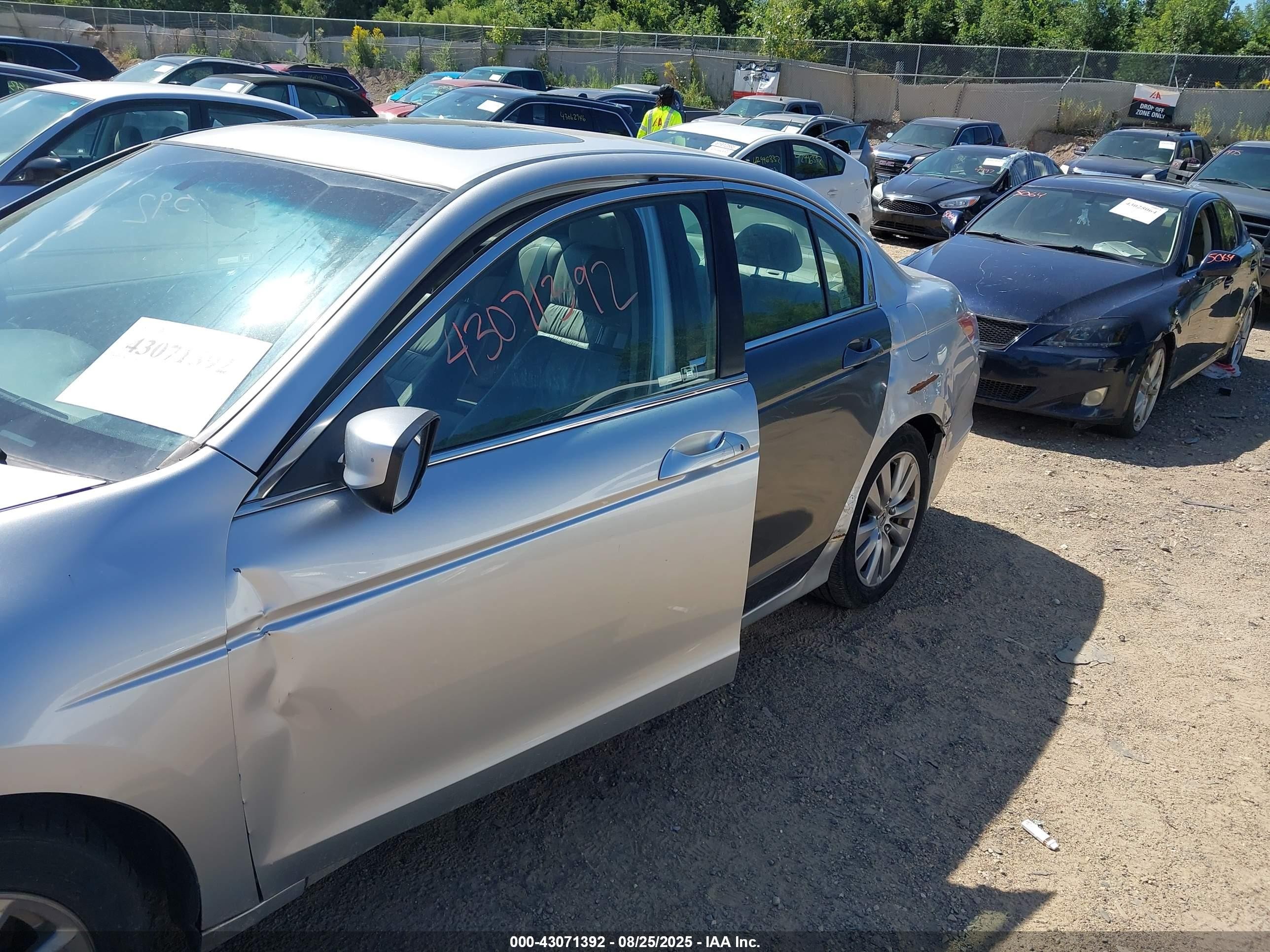 2012 Honda Accord Sdn 2.4 Ex-l/ex-l Silver vin: 1HGCP2F87CA182801