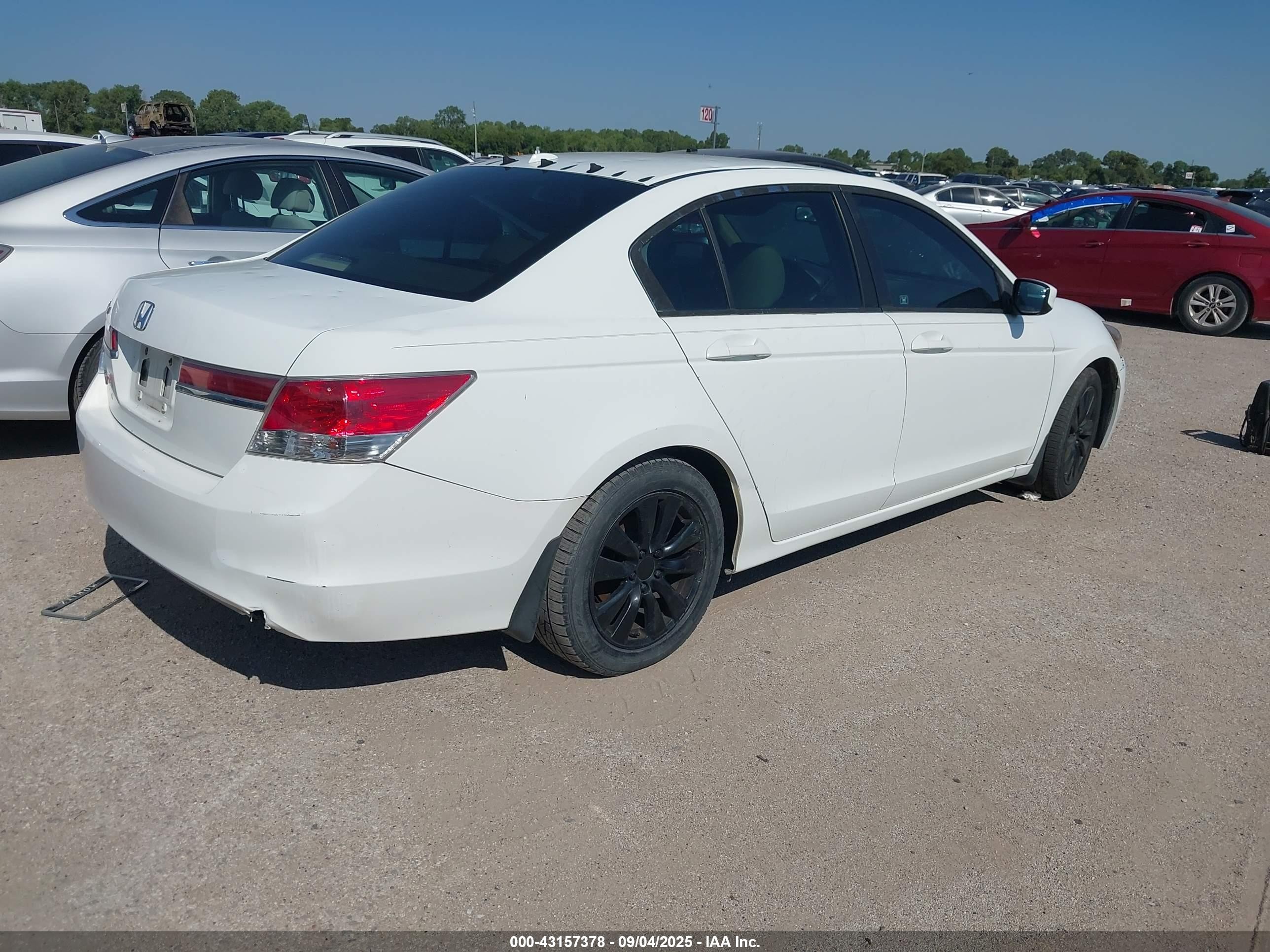 2012 Honda Accord Sdn 2.4 Ex-l/ex-l White vin: 1HGCP2F87CA219197