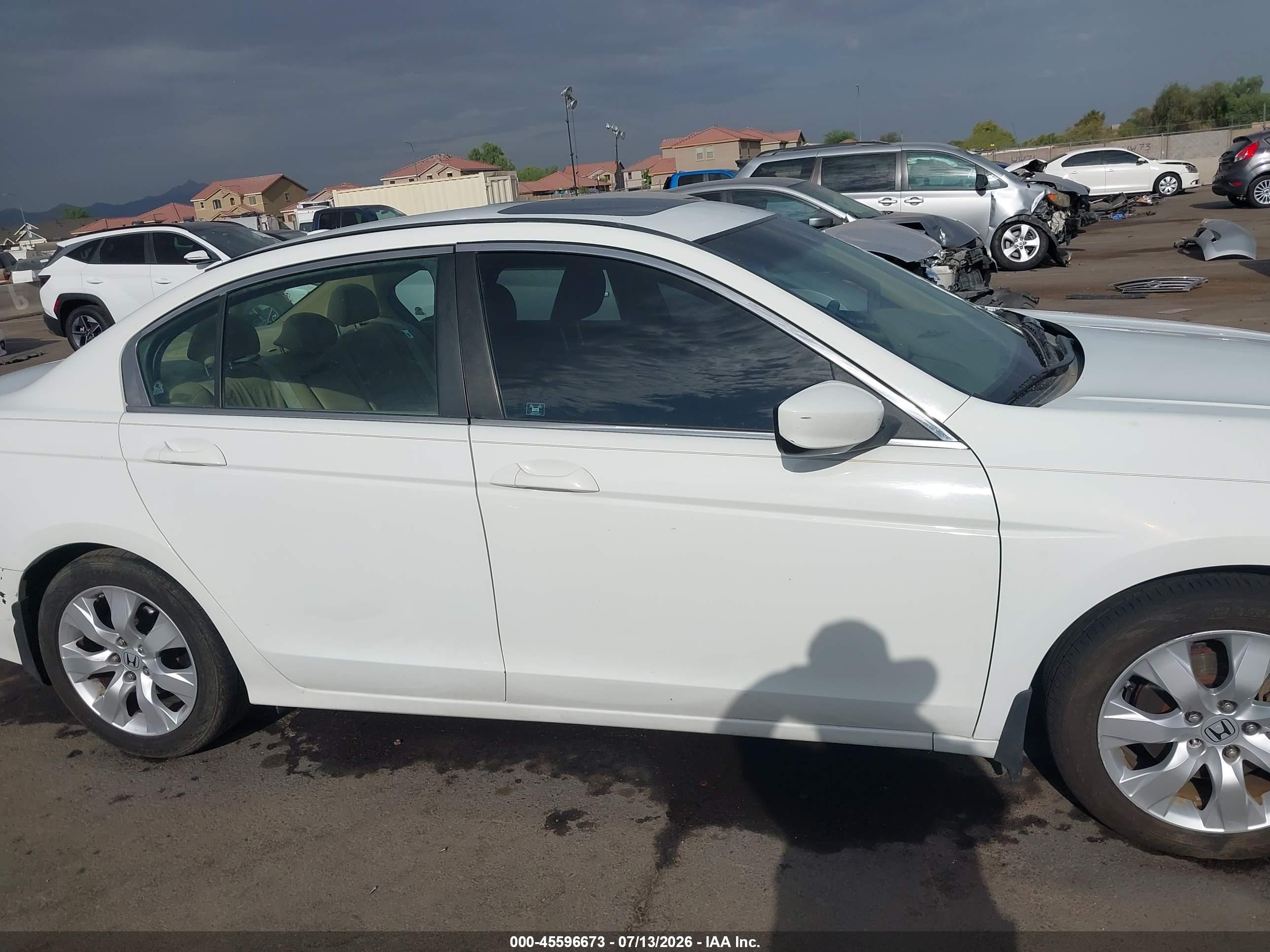 2010 Honda Accord 2.4 Ex-l White vin: 1HGCP2F88AA184523