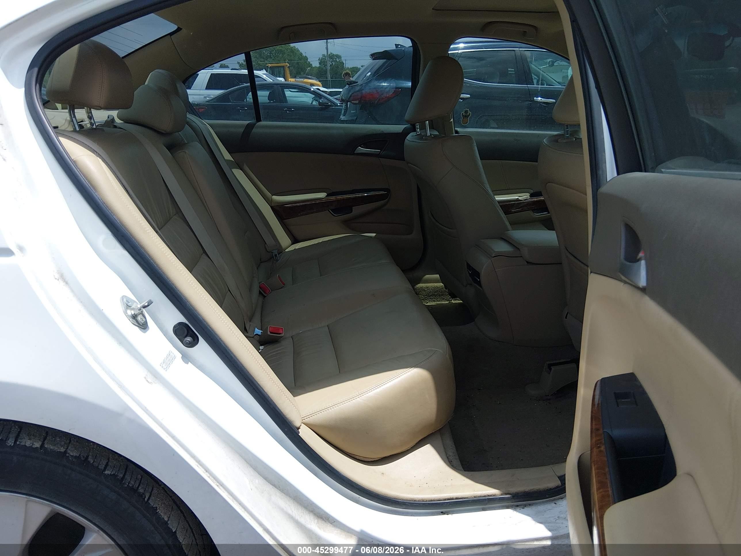 2010 Honda Accord 2.4 Ex-l White vin: 1HGCP2F88AA190029