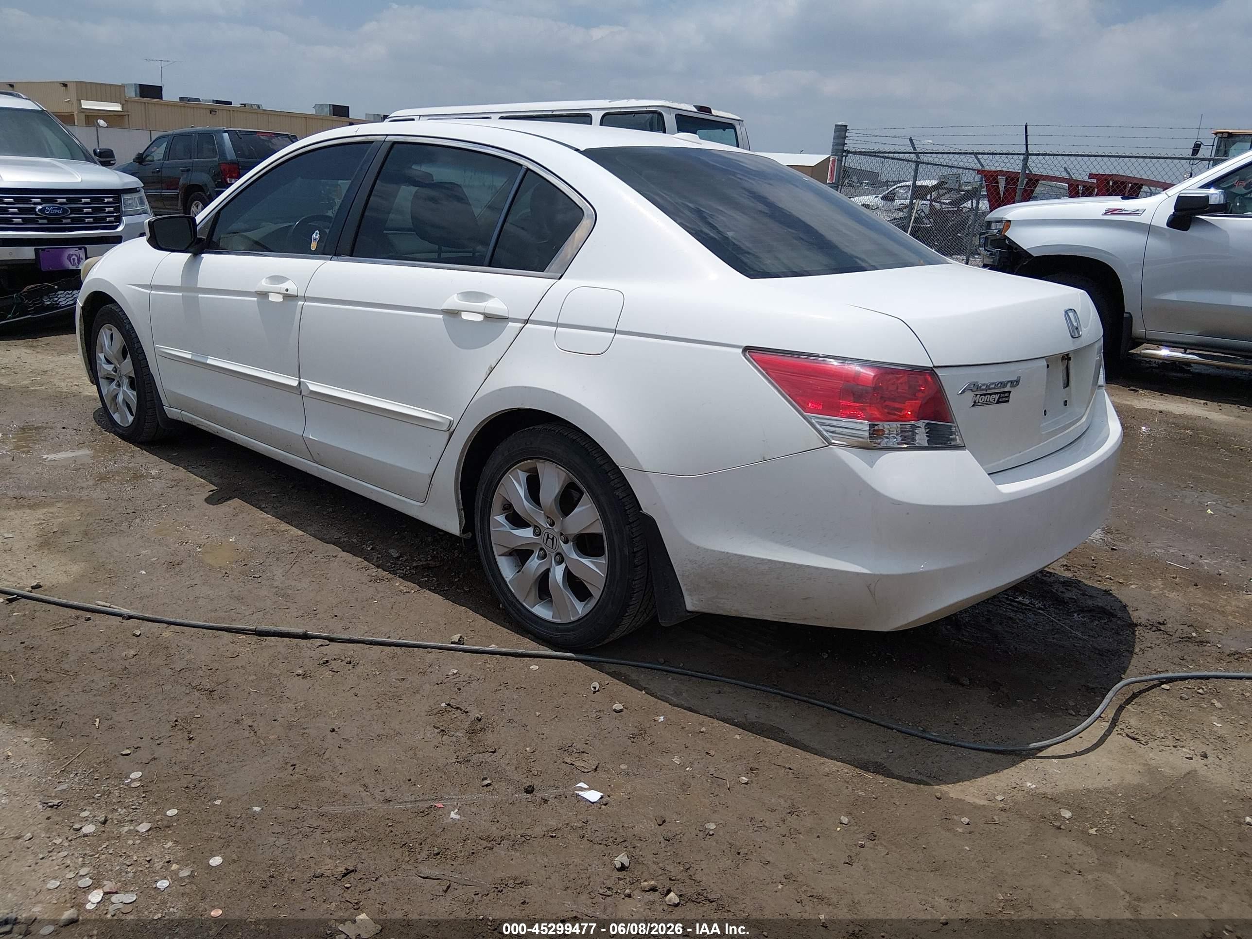 2010 Honda Accord 2.4 Ex-l White vin: 1HGCP2F88AA190029