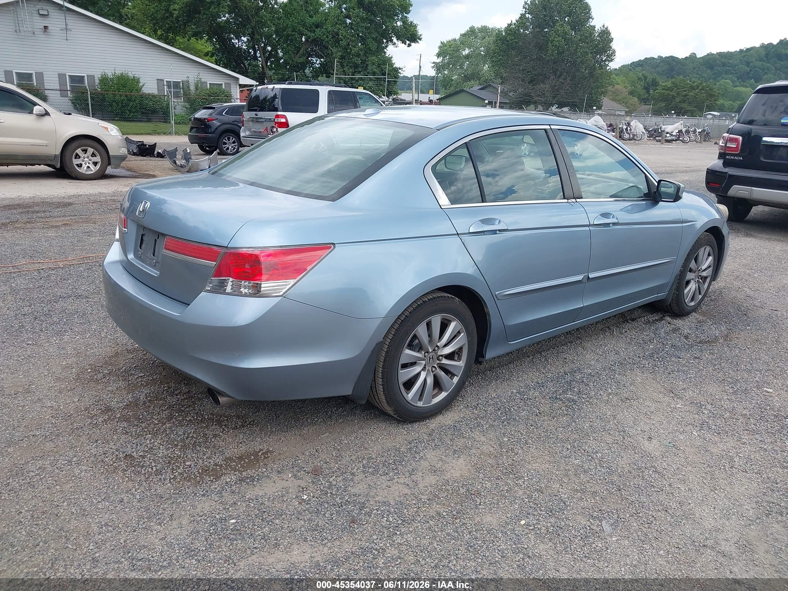 2011 Honda Accord 2.4 Ex-l Синий vin: 1HGCP2F88BA022554