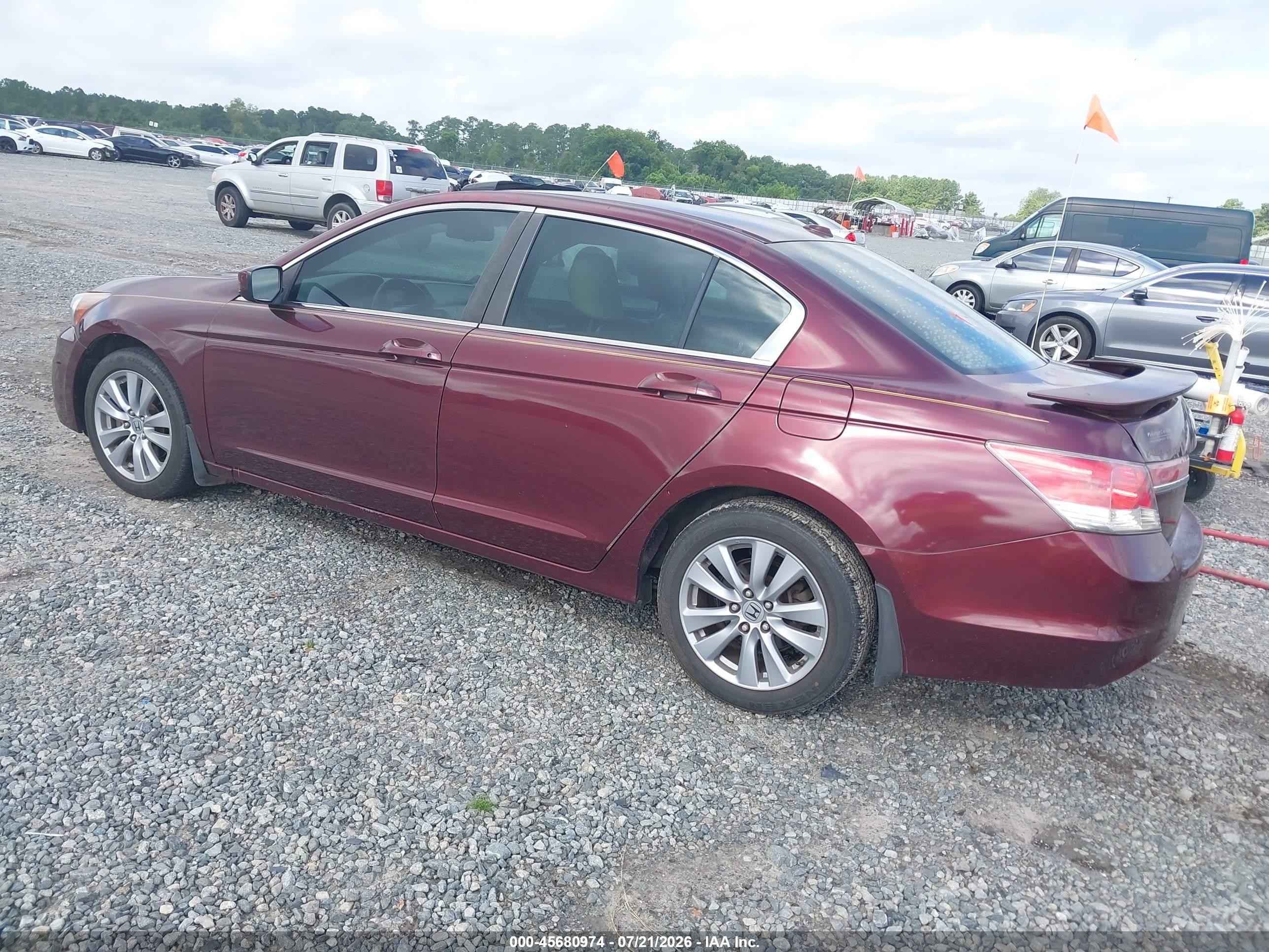 2011 Honda Accord 2.4 Ex-l Burgundy vin: 1HGCP2F88BA057904