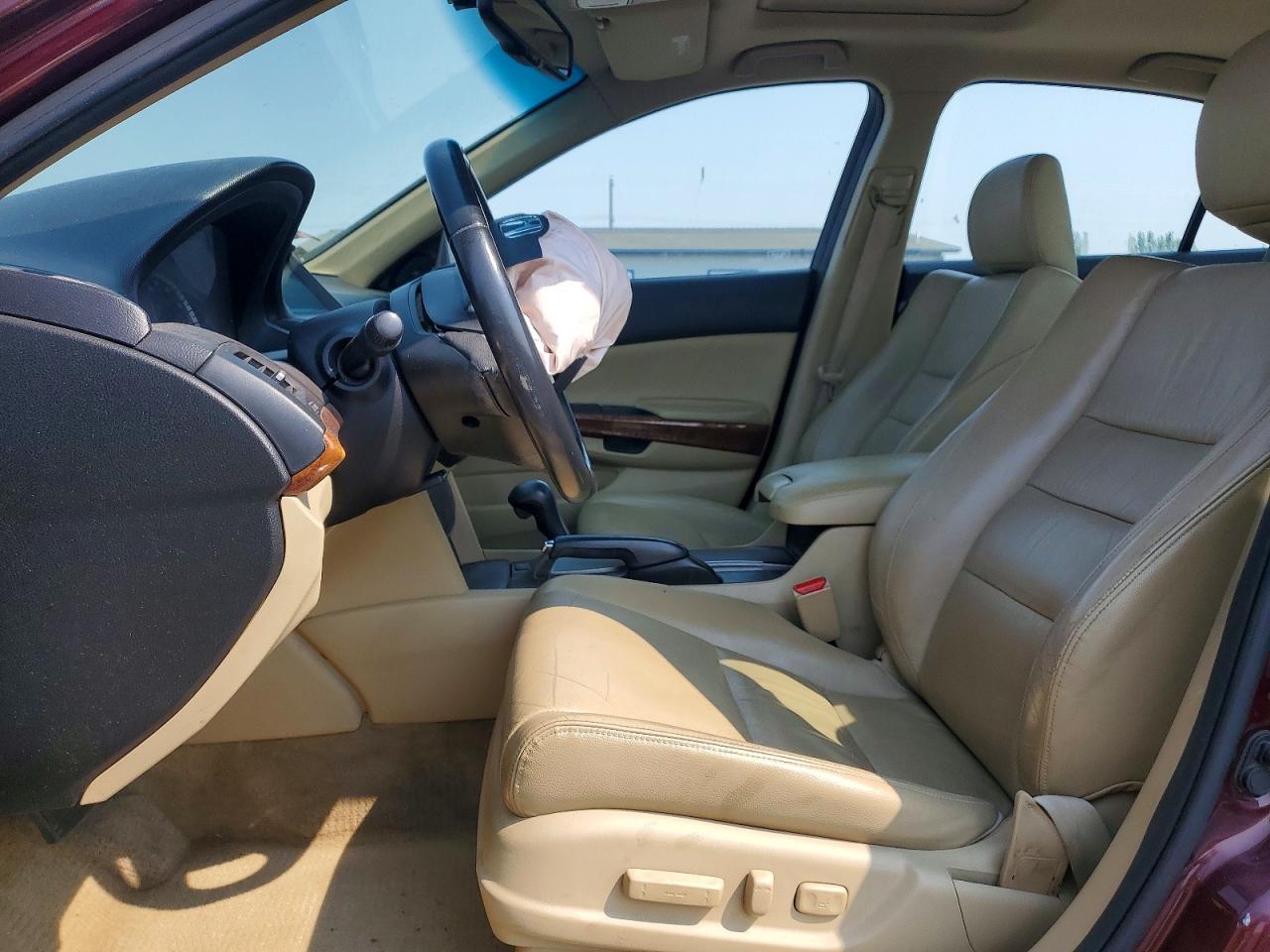 2011 Honda Accord Exl Burgundy vin: 1HGCP2F88BA095116