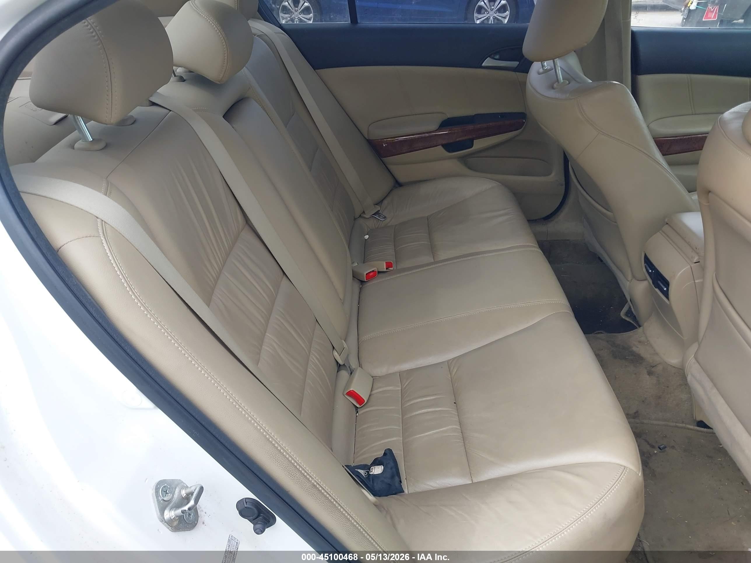2012 Honda Accord 2.4 Ex-l White vin: 1HGCP2F88CA094520