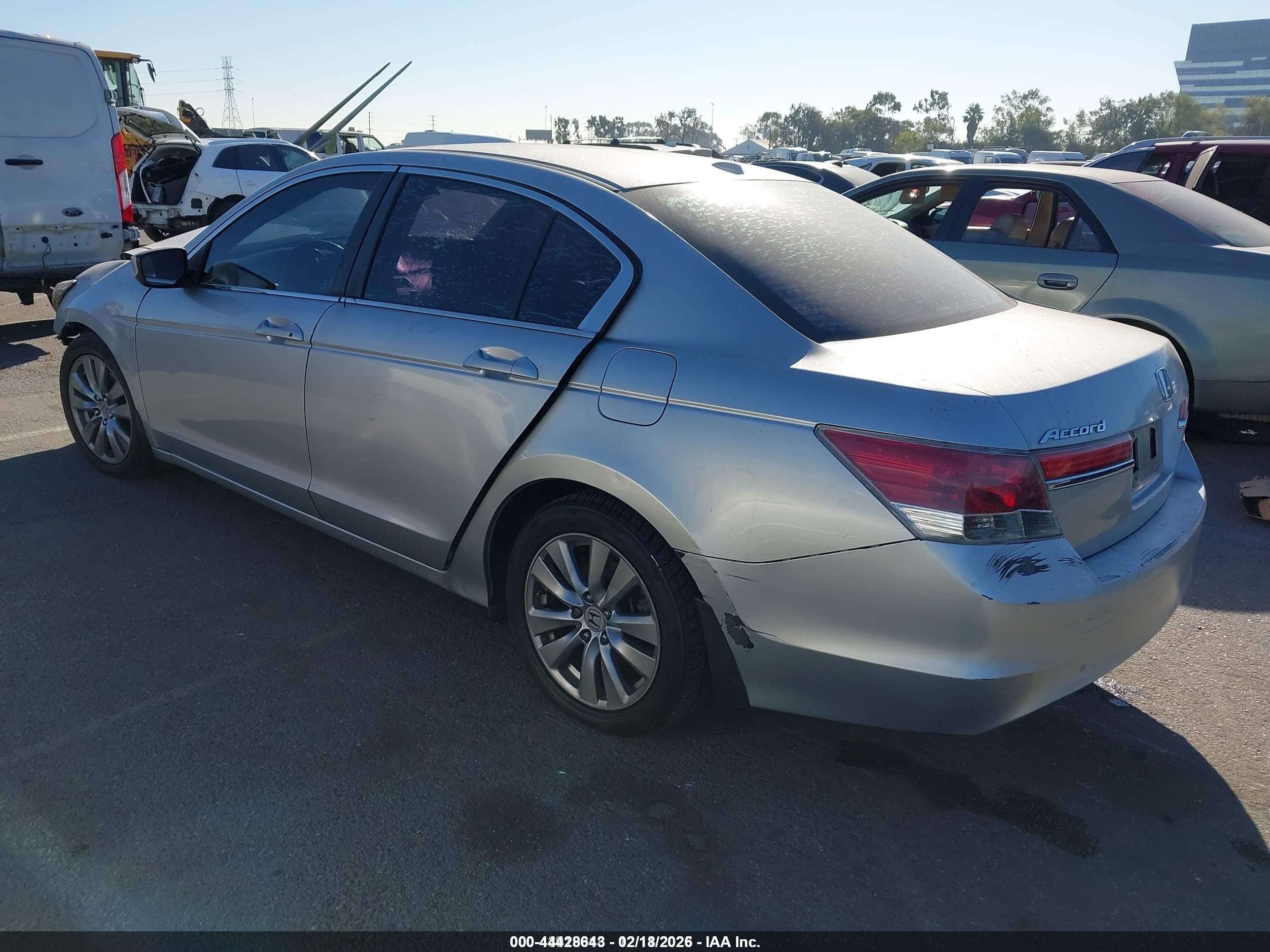 2012 Honda Accord 2.4 Ex-l Silver vin: 1HGCP2F88CA221234