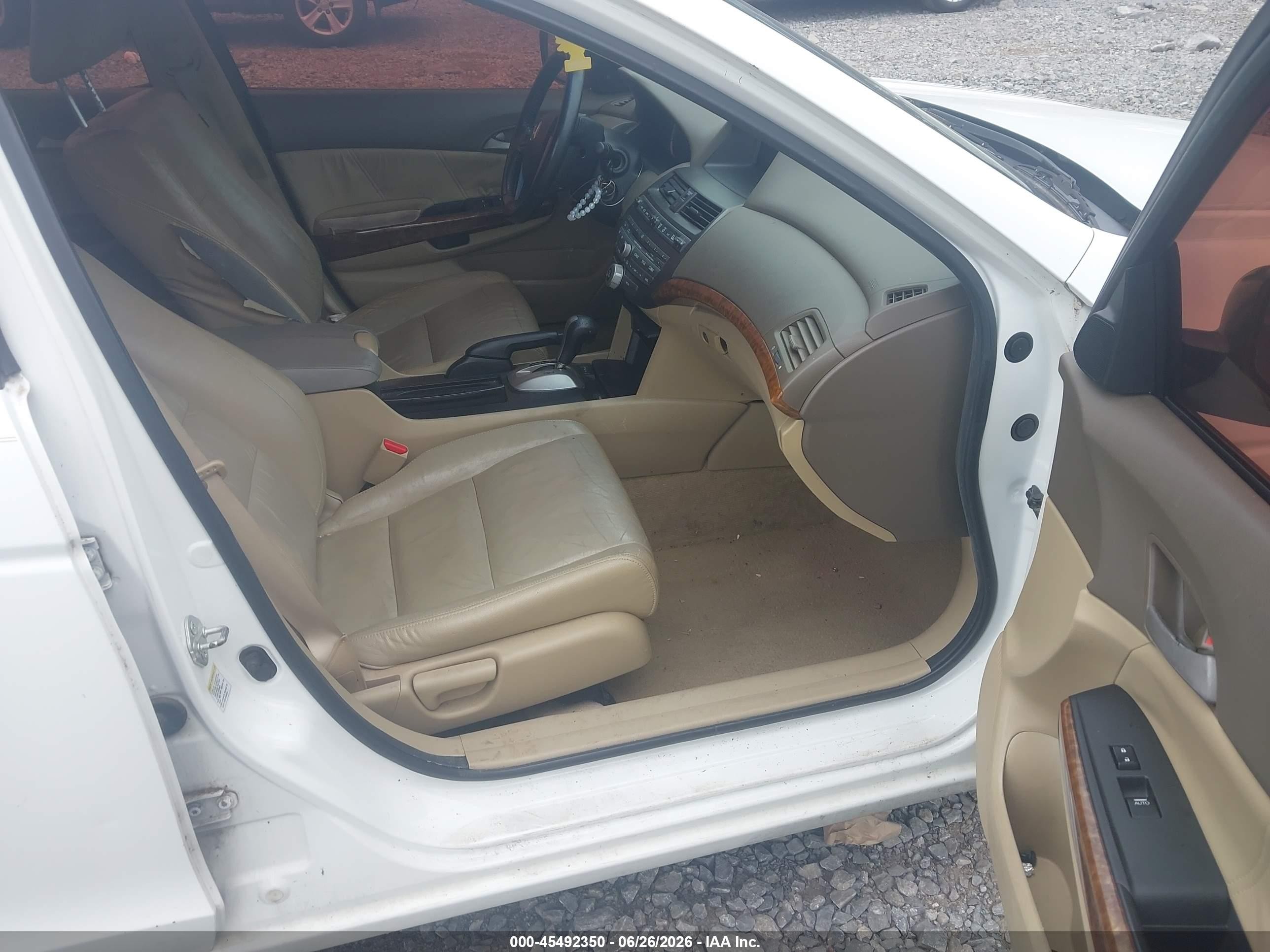 2010 Honda Accord 2.4 Ex-l Red vin: 1HGCP2F89AA036820