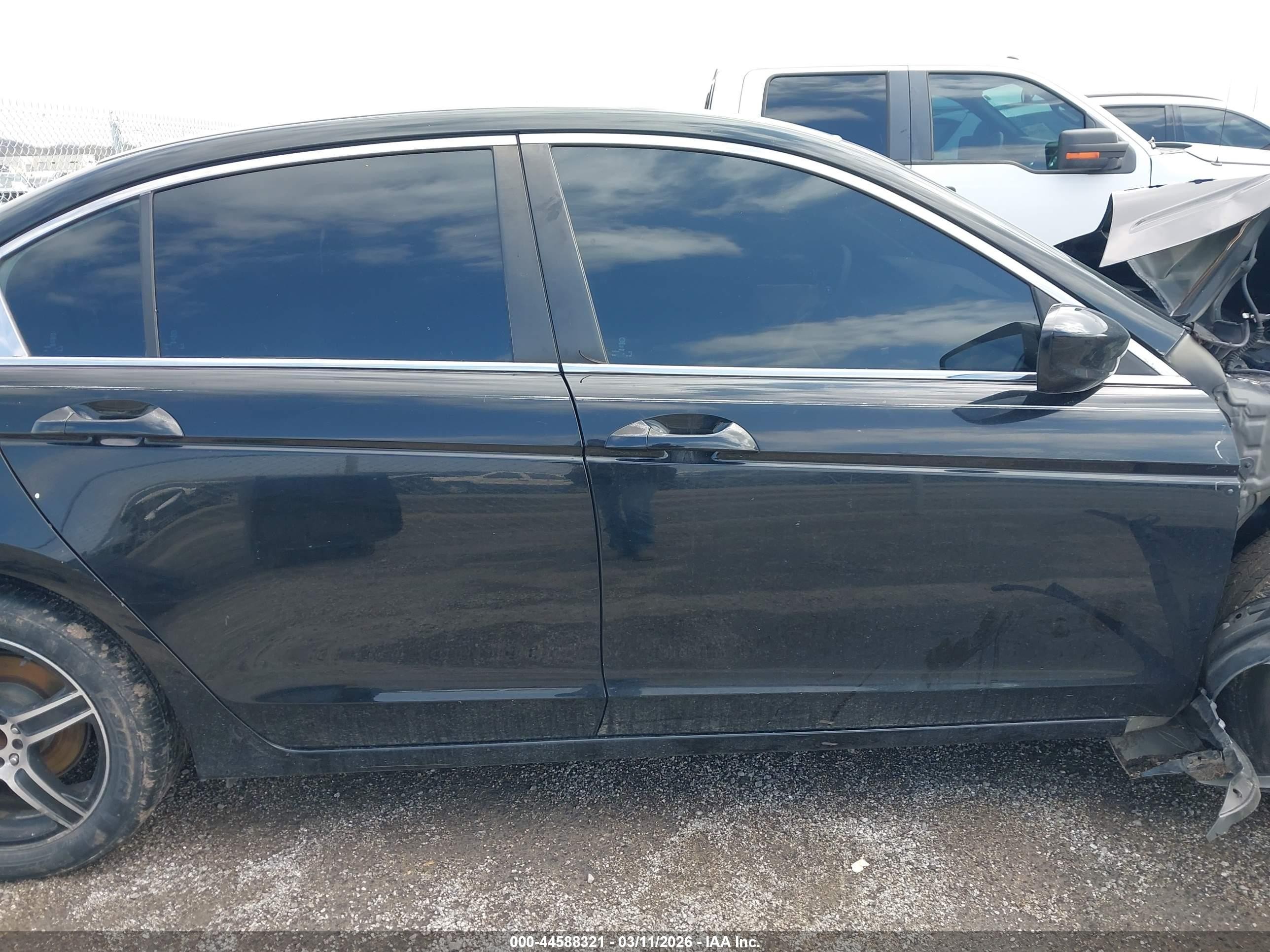 2010 Honda Accord 2.4 Ex-l Black vin: 1HGCP2F89AA051527