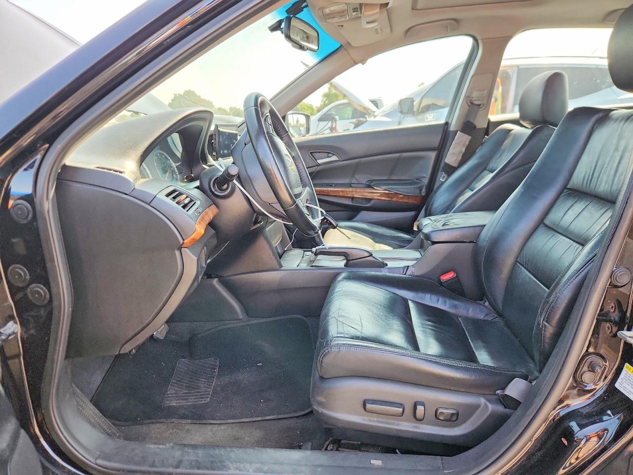 2011 Honda Accord Exl Black vin: 1HGCP2F89BA016536
