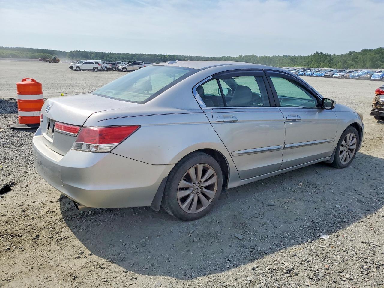 2011 Honda Accord Exl Silver vin: 1HGCP2F89BA050928