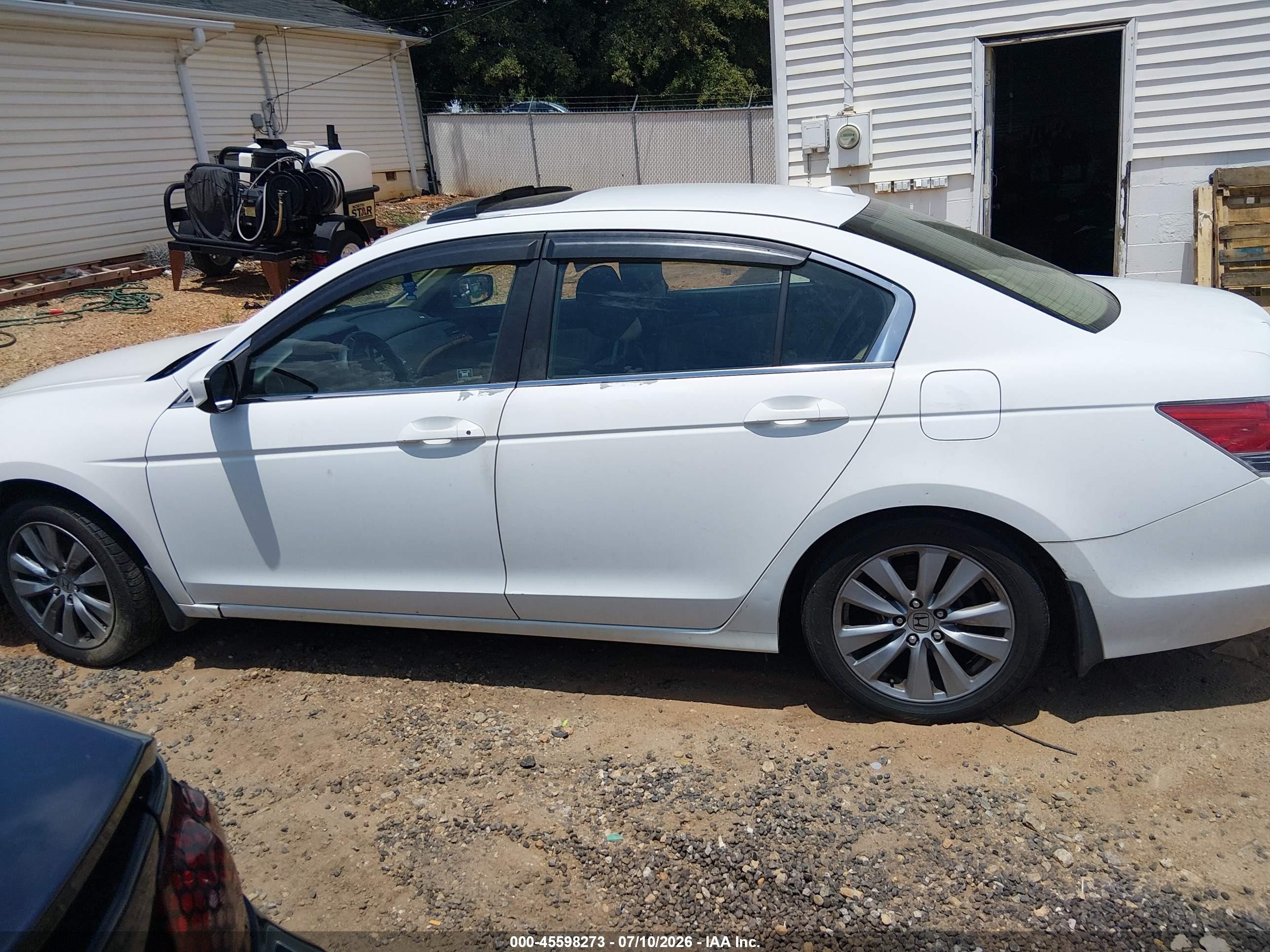2011 Honda Accord 2.4 Ex-l White vin: 1HGCP2F89BA054123