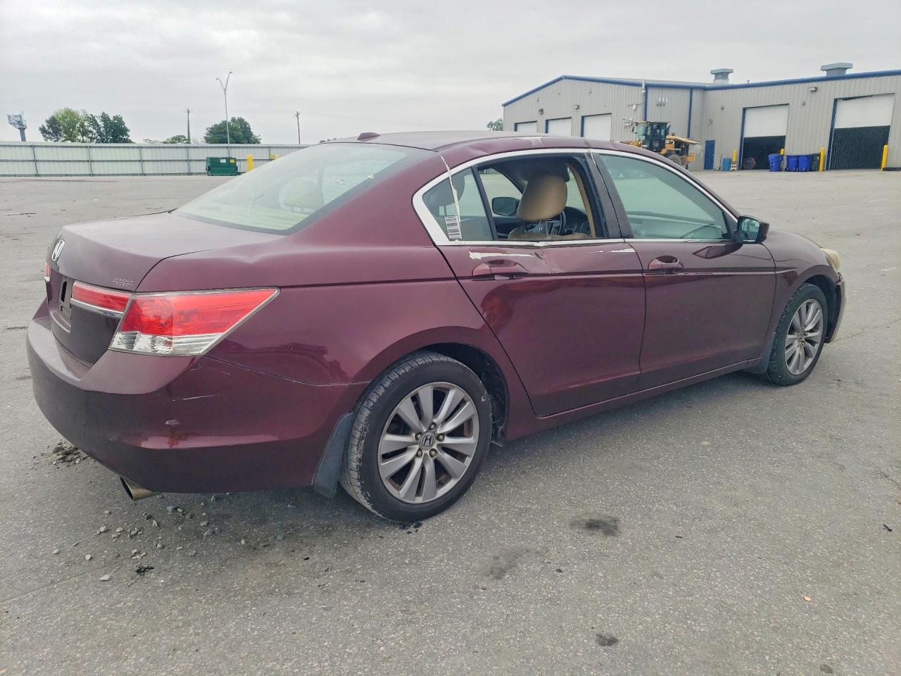 2011 Honda Accord Exl Темно-бордовый vin: 1HGCP2F89BA080463