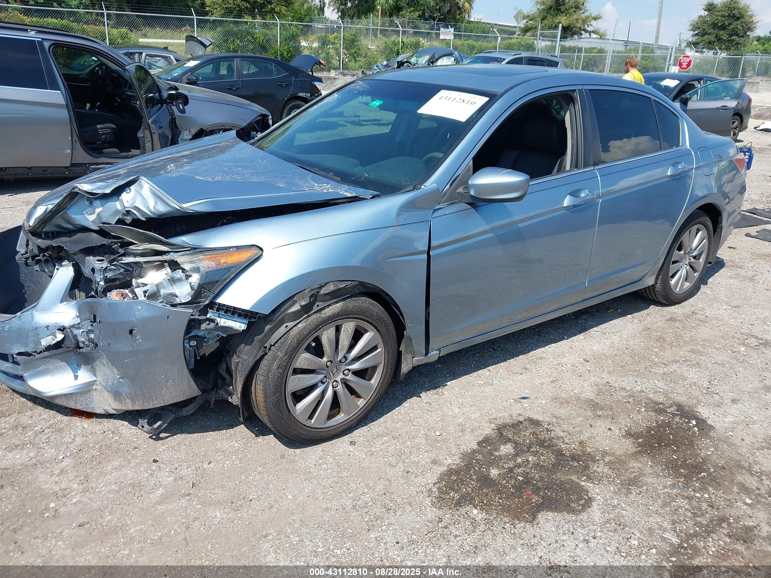 2012 Honda Accord Sdn 2.4 Ex-l/ex-l Blue vin: 1HGCP2F89CA060943