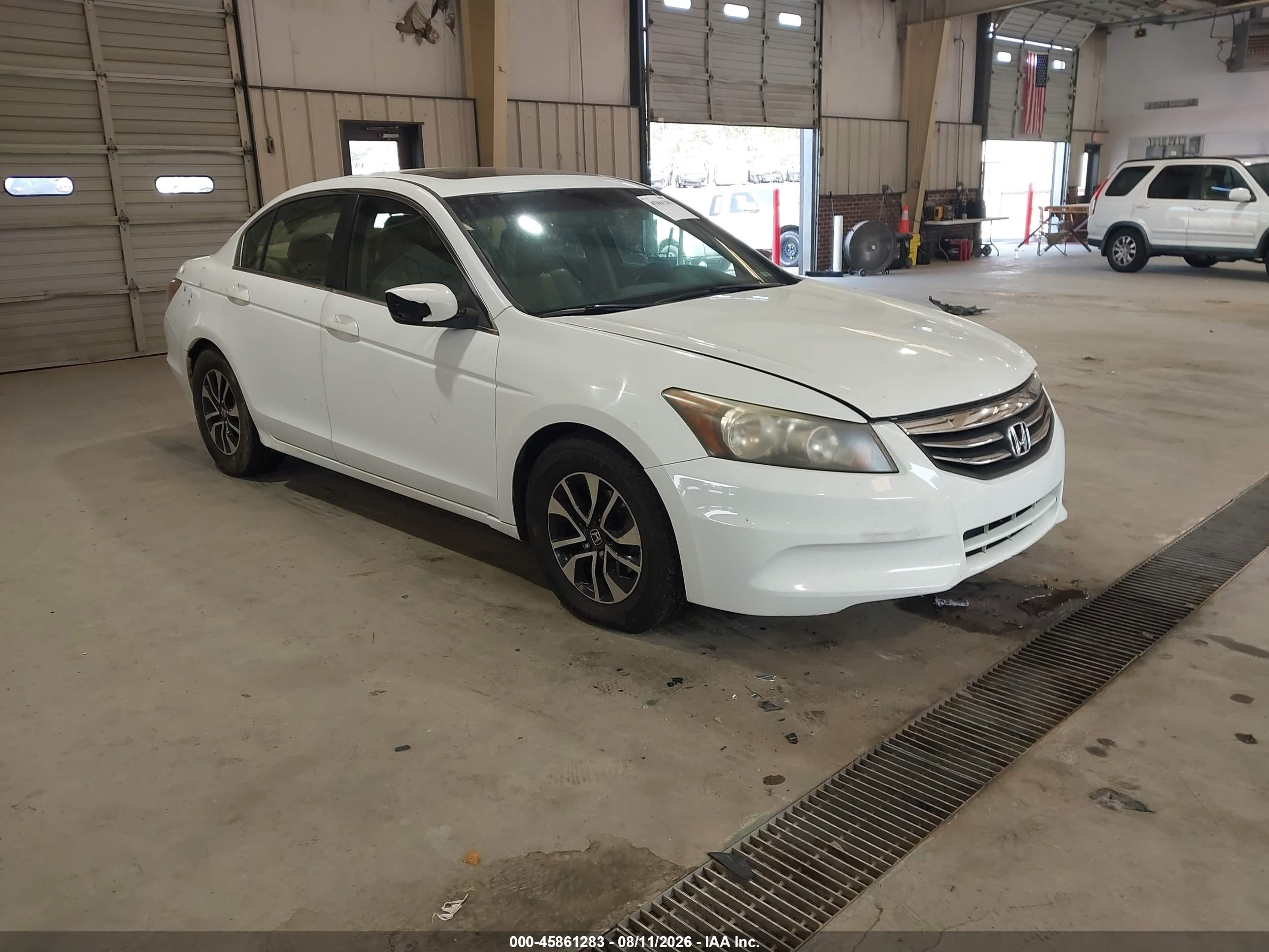 2012 Honda Accord 2.4 Ex-l White vin: 1HGCP2F89CA093599